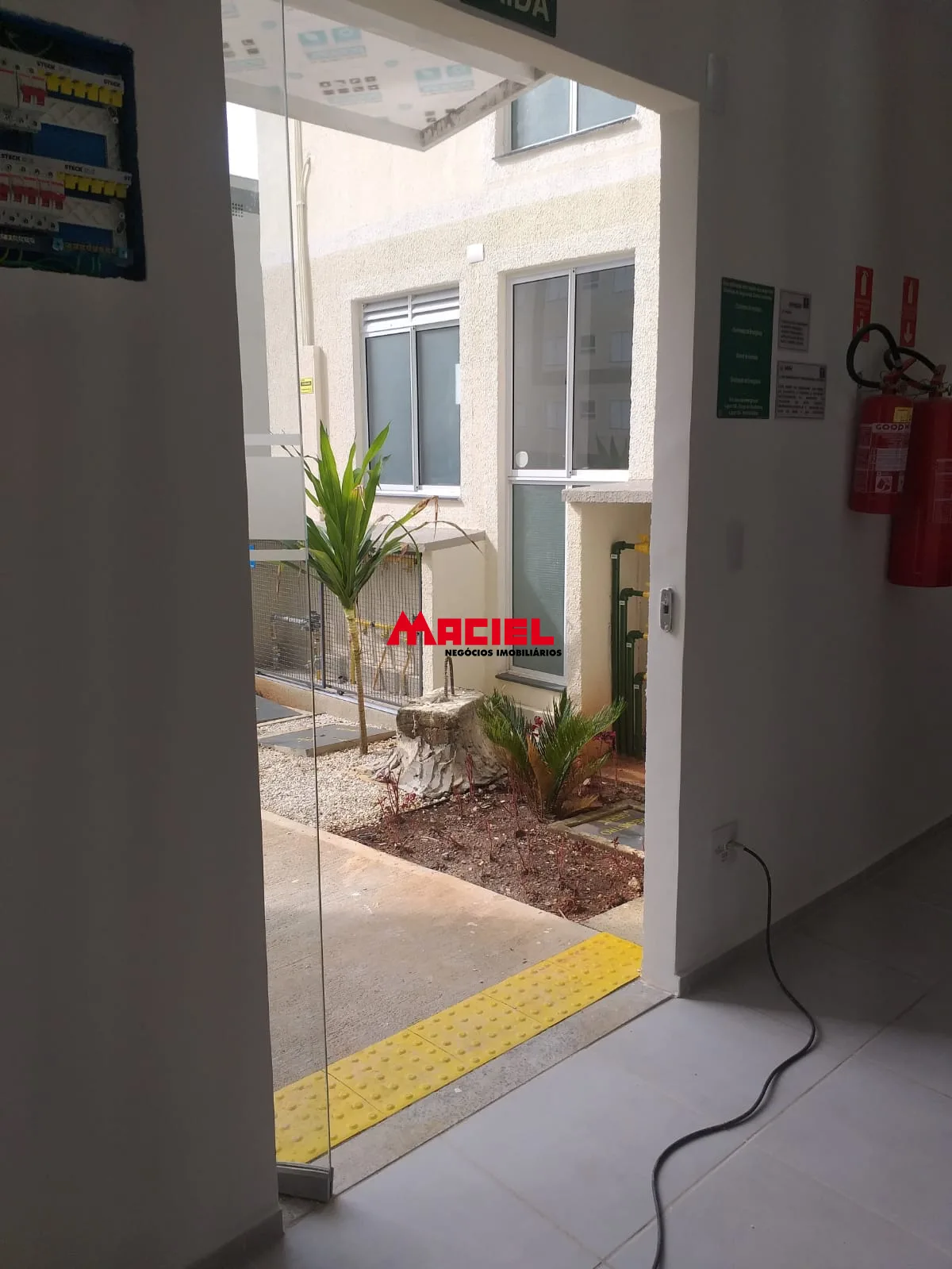 Comprar Apartamento / Padr&atilde;o em S&atilde;o Jos&eacute; dos Campos R$ 230.000,00 - Foto 3