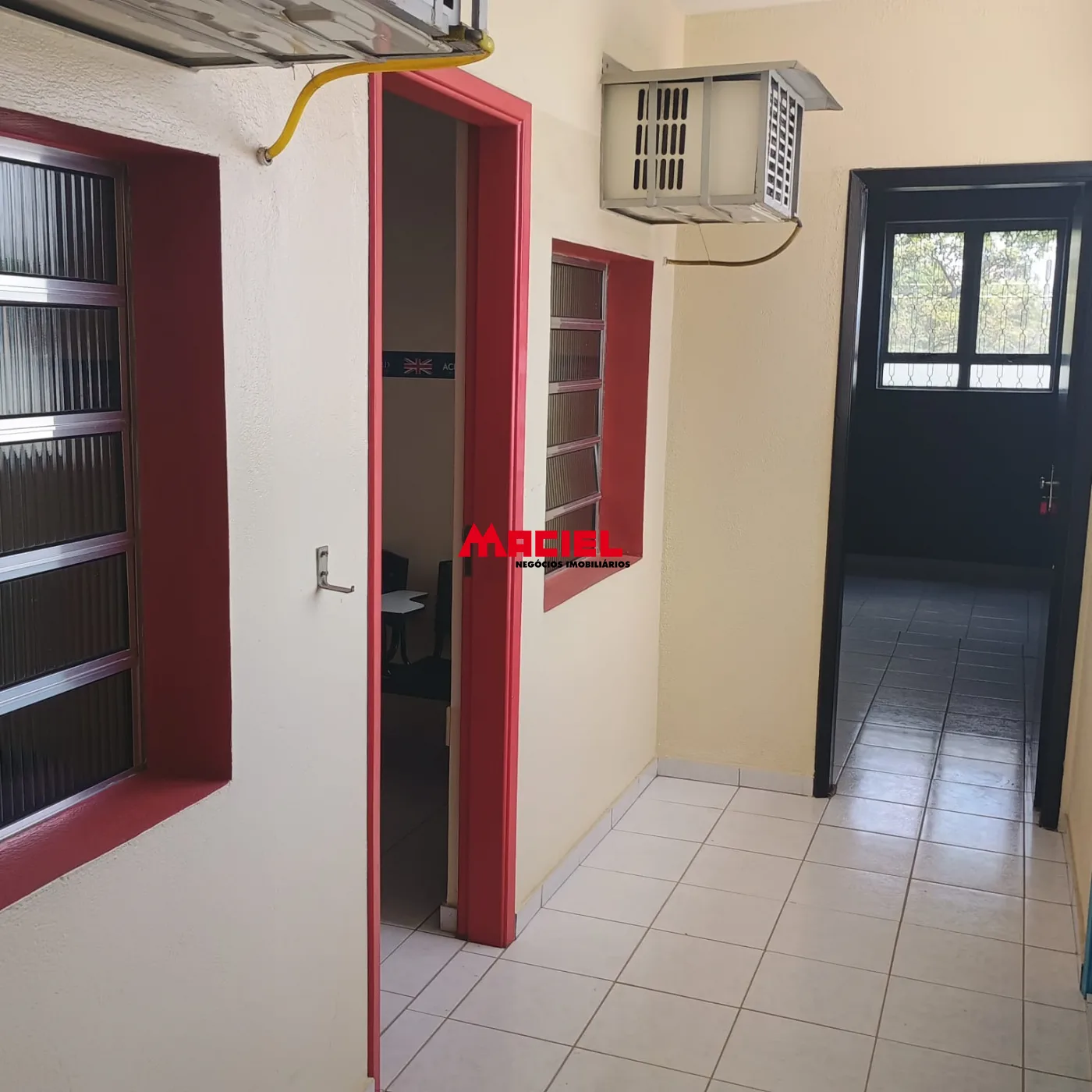 Alugar Comercial / Pr&eacute;dio em S&atilde;o Jos&eacute; dos Campos R$ 5.900,00 - Foto 4