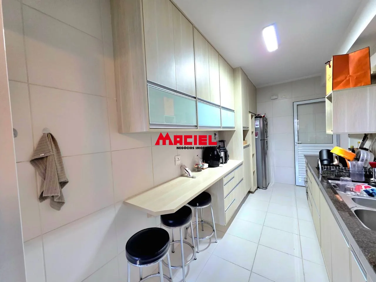 Comprar Apartamento / Mobiliado em S&atilde;o Jos&eacute; dos Campos R$ 1.350.000,00 - Foto 12
