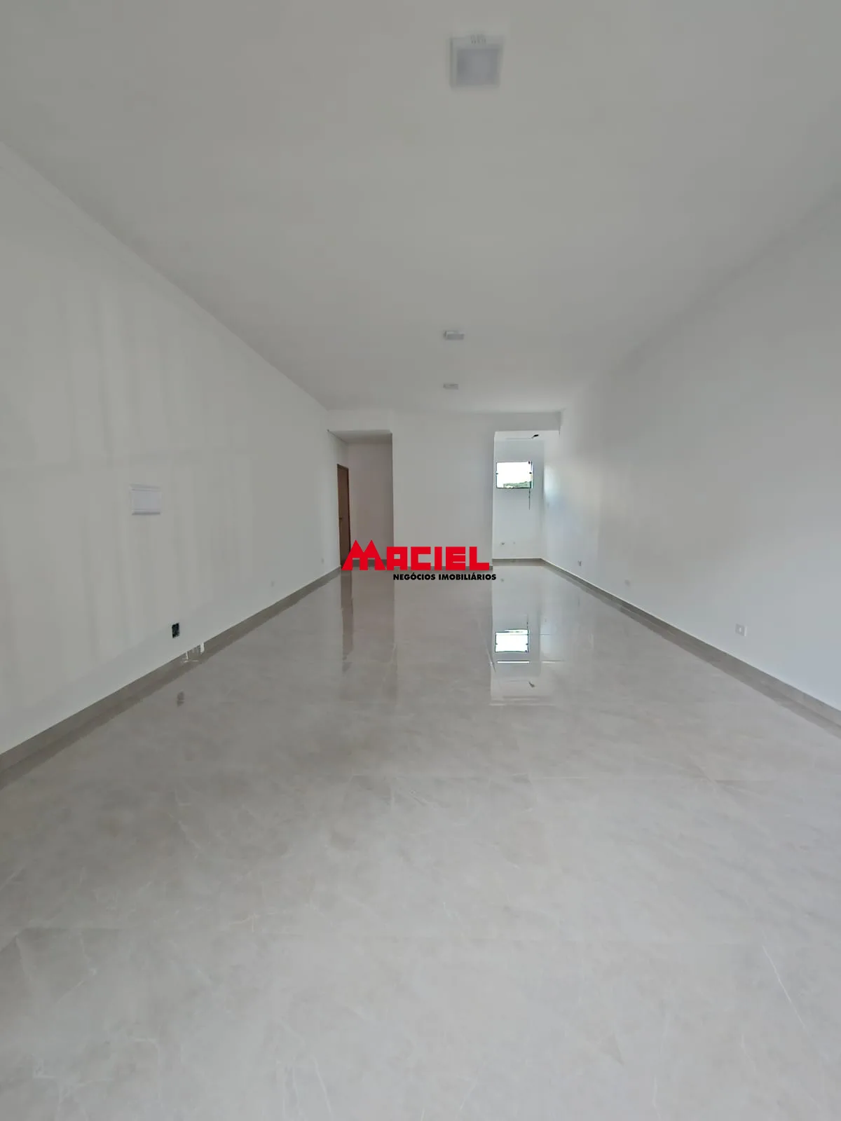 Alugar Comercial / Sala em S&atilde;o Jos&eacute; dos Campos R$ 1.800,00 - Foto 3