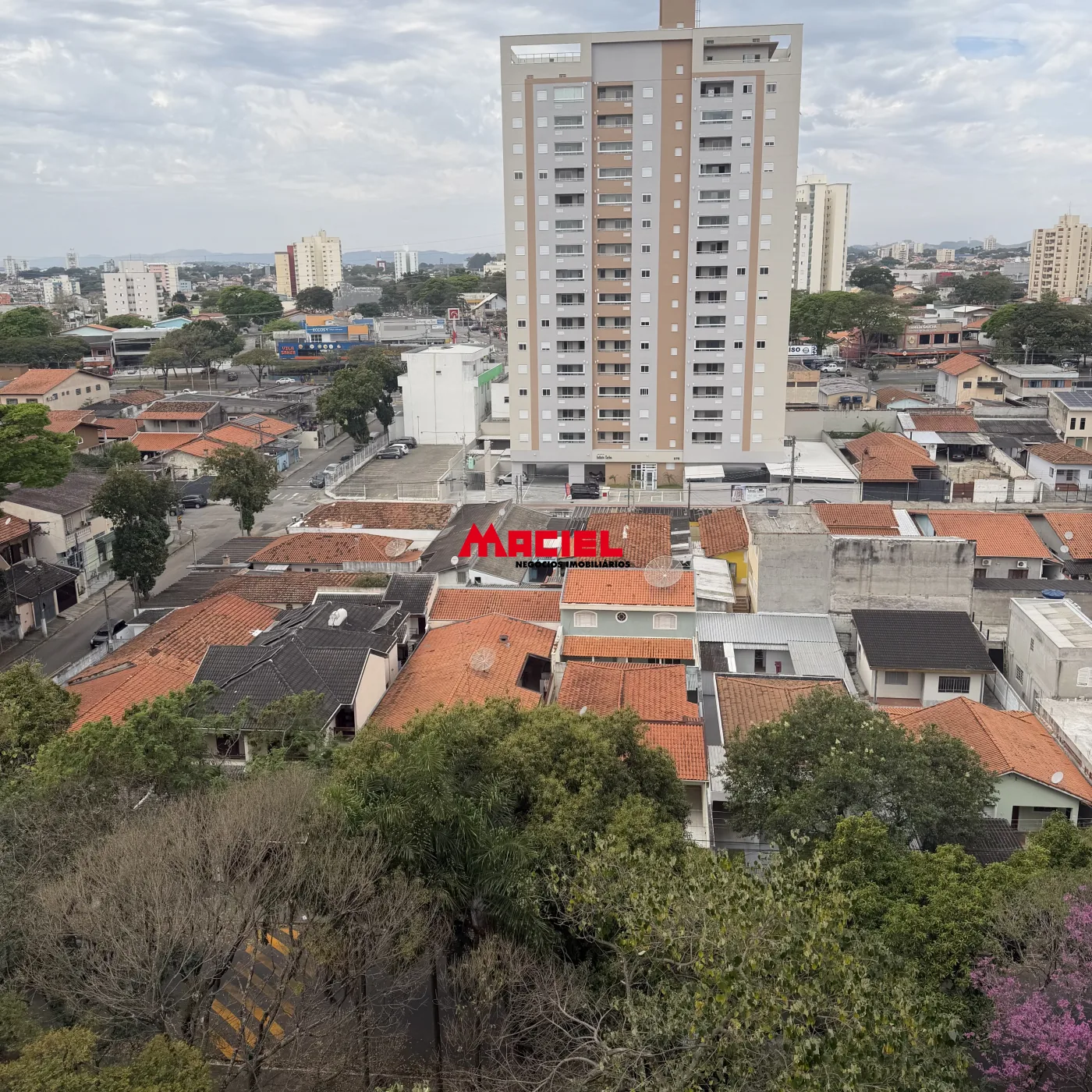 Alugar Apartamento / Padr&atilde;o em S&atilde;o Jos&eacute; dos Campos R$ 2.600,00 - Foto 16