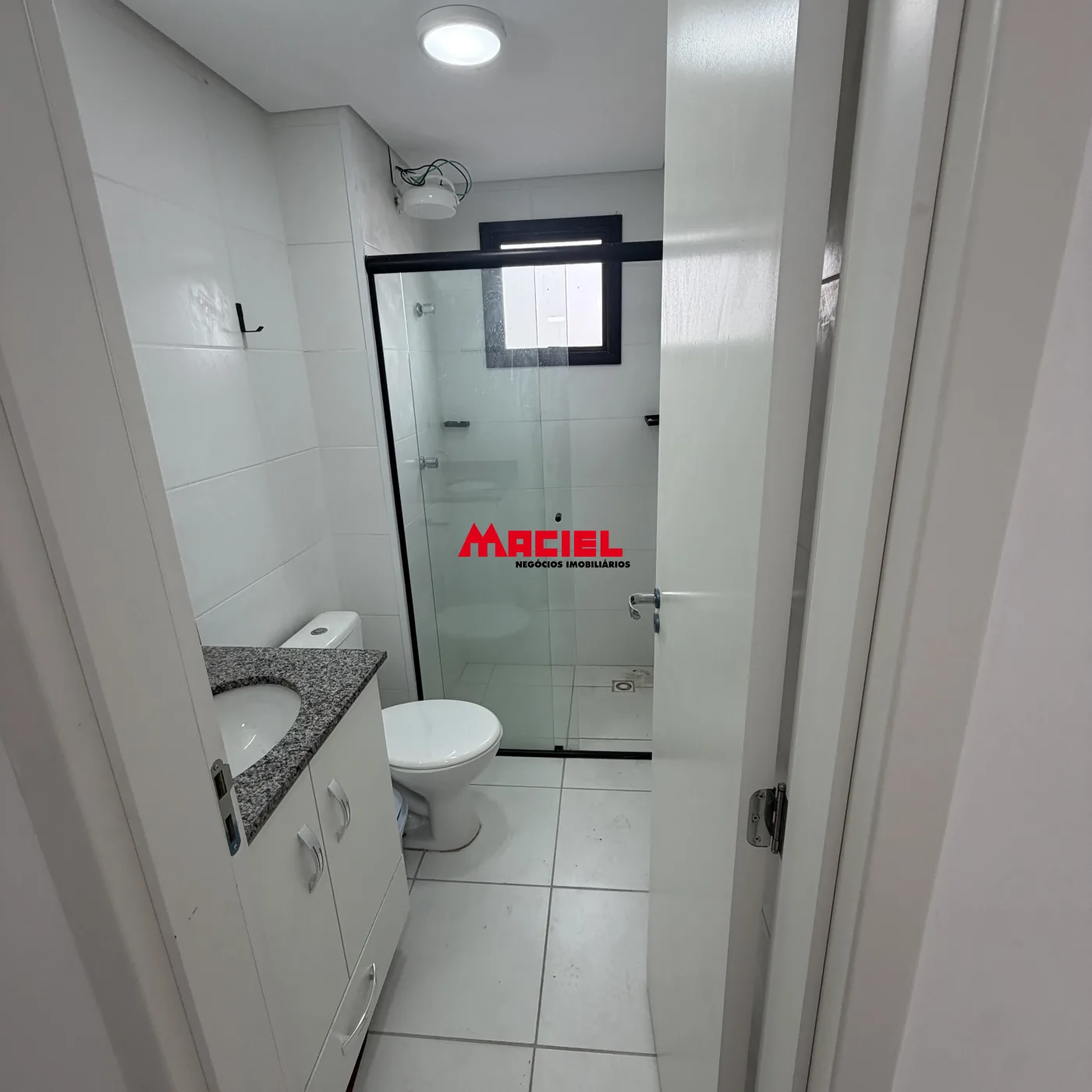 Alugar Apartamento / Padr&atilde;o em S&atilde;o Jos&eacute; dos Campos R$ 2.600,00 - Foto 13