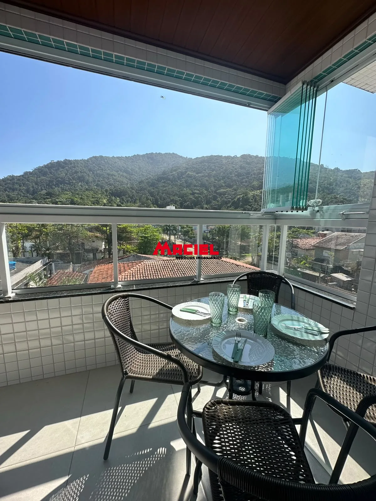 Alugar Apartamento / Padr&atilde;o em Ubatuba R$ 4.000,00 - Foto 1