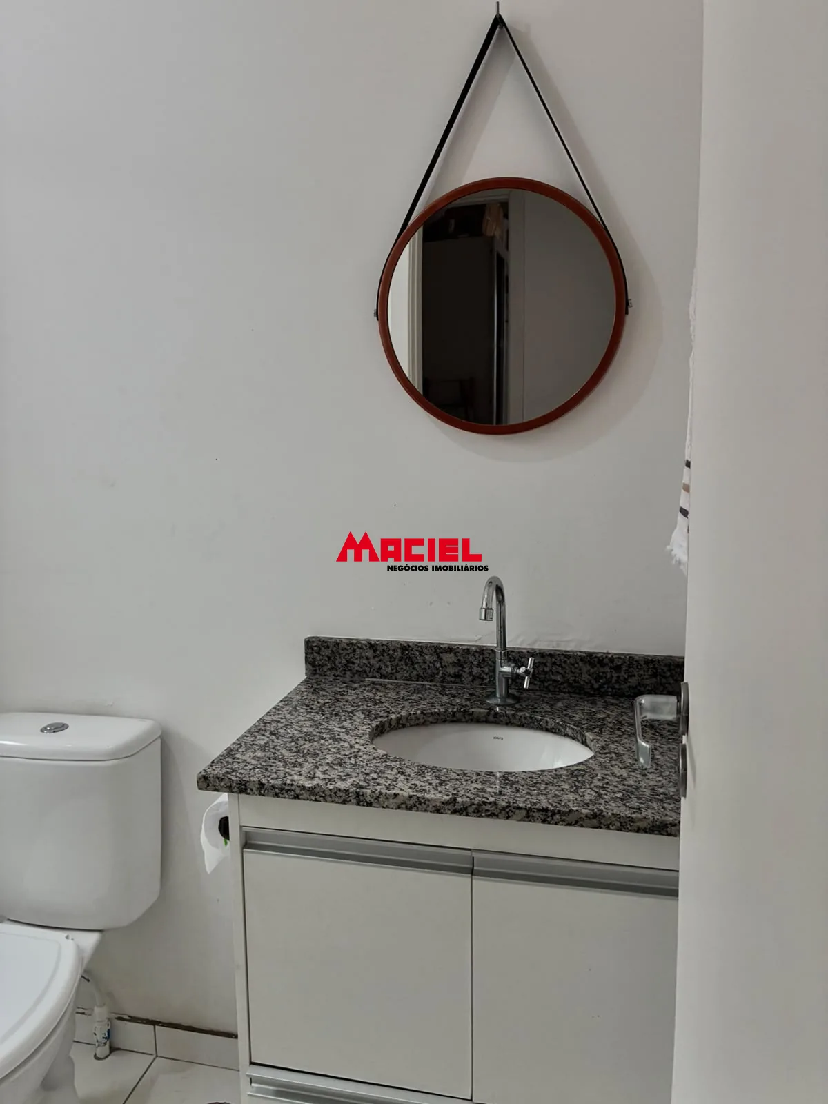 Comprar Apartamento / Padr&atilde;o em S&atilde;o Jos&eacute; dos Campos R$ 385.000,00 - Foto 3