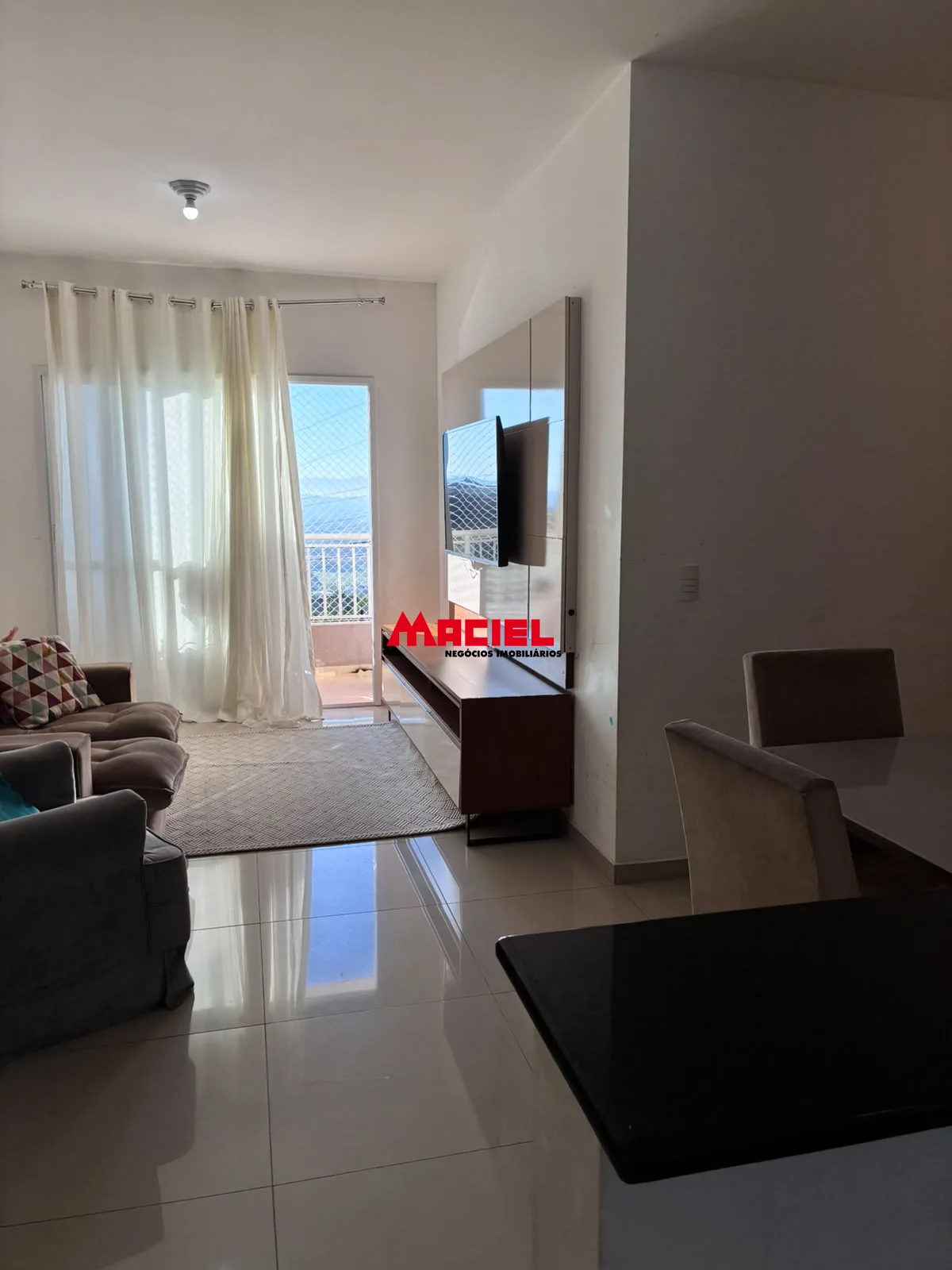 Comprar Apartamento / Padr&atilde;o em S&atilde;o Jos&eacute; dos Campos R$ 385.000,00 - Foto 4