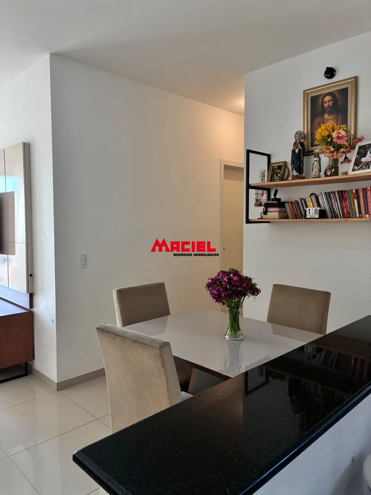 Comprar Apartamento / Padr&atilde;o em S&atilde;o Jos&eacute; dos Campos R$ 385.000,00 - Foto 7