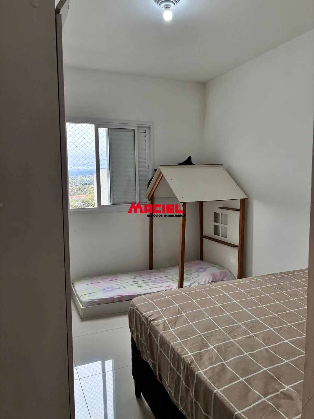 Comprar Apartamento / Padr&atilde;o em S&atilde;o Jos&eacute; dos Campos R$ 385.000,00 - Foto 11