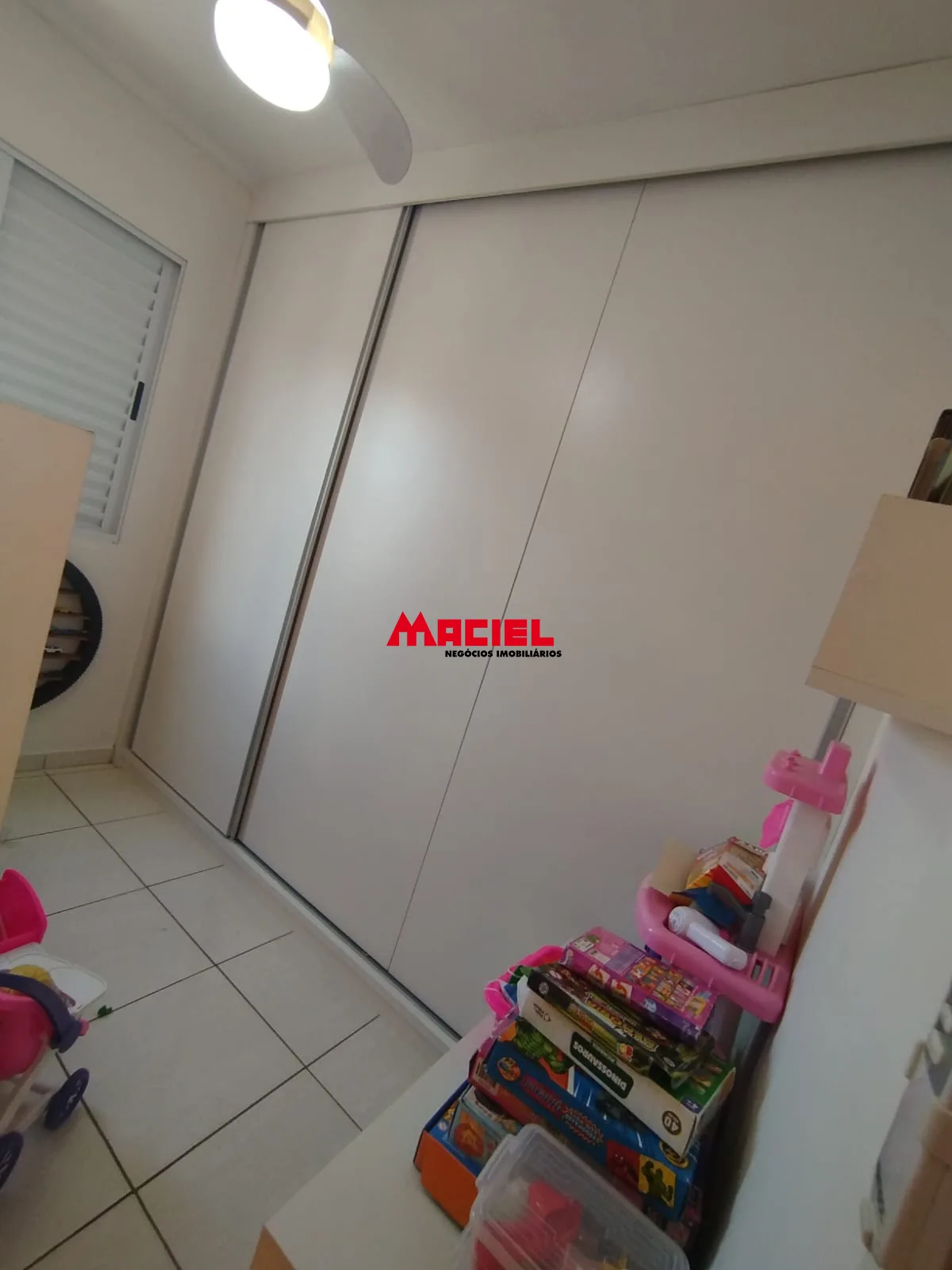 Comprar Apartamento / Padr&atilde;o em S&atilde;o Jos&eacute; dos Campos R$ 260.000,00 - Foto 11