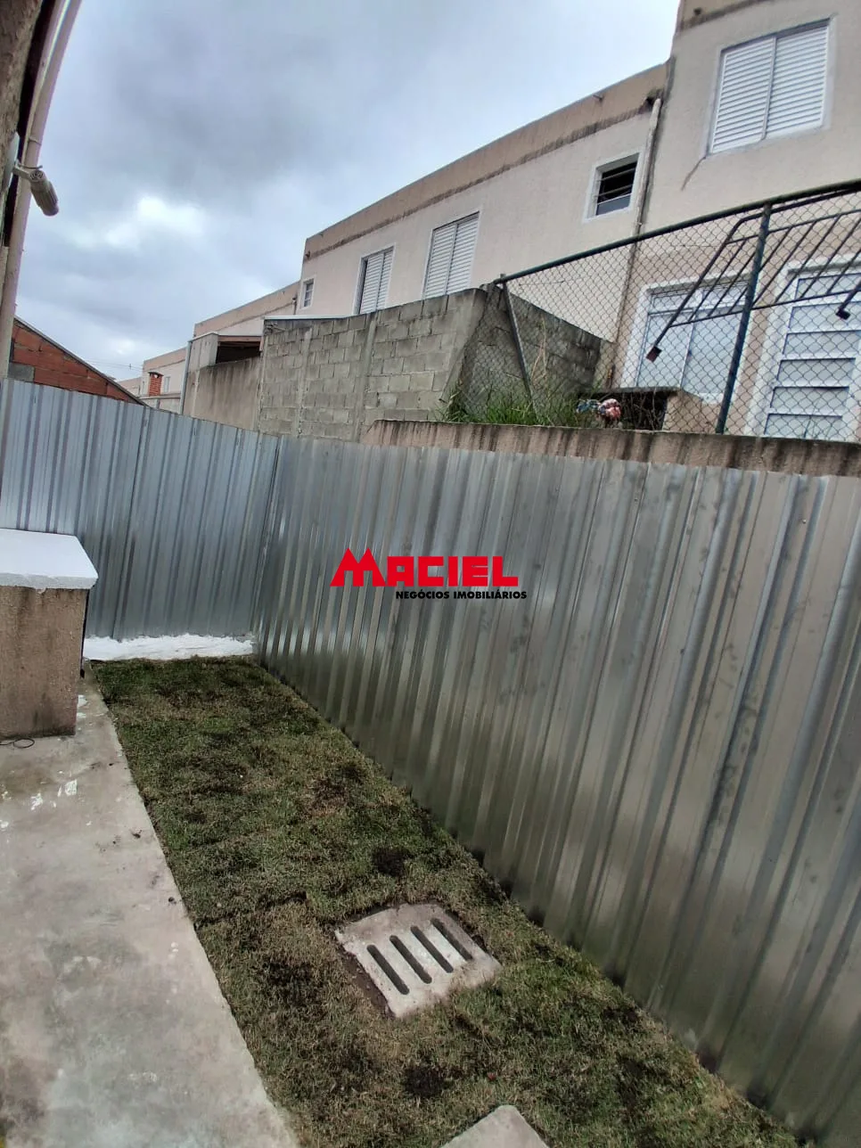 Alugar Casa / Sobrado em S&atilde;o Jos&eacute; dos Campos R$ 2.700,00 - Foto 9