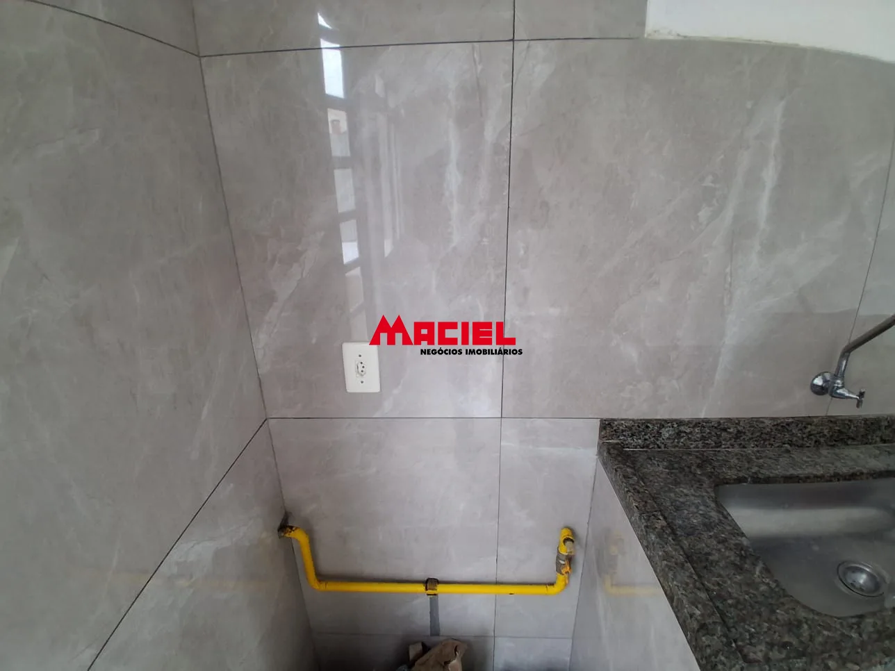 Alugar Casa / Sobrado em S&atilde;o Jos&eacute; dos Campos R$ 2.700,00 - Foto 12