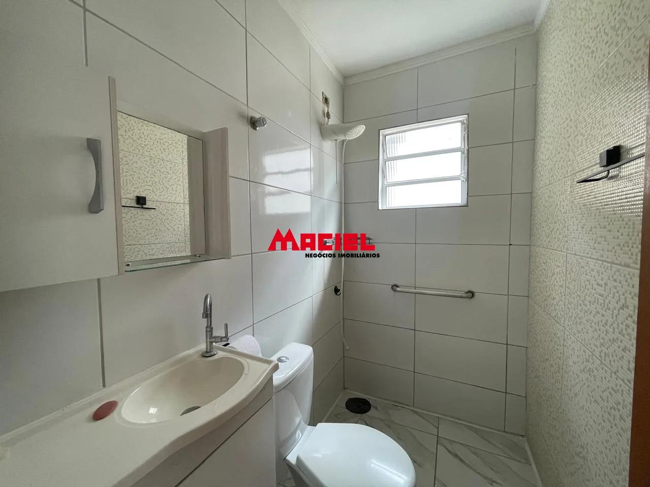 Comprar Casa / Padr&atilde;o em S&atilde;o Jos&eacute; dos Campos R$ 445.500,00 - Foto 9