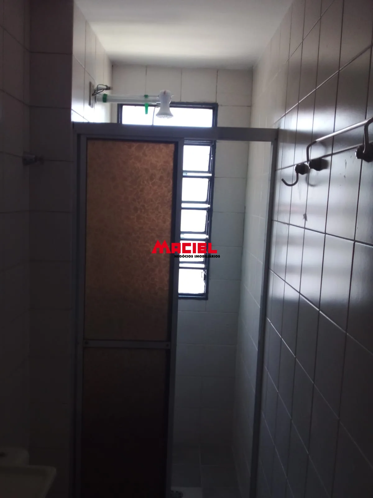 Alugar Apartamento / Padr&atilde;o em S&atilde;o Jos&eacute; dos Campos R$ 1.600,00 - Foto 4
