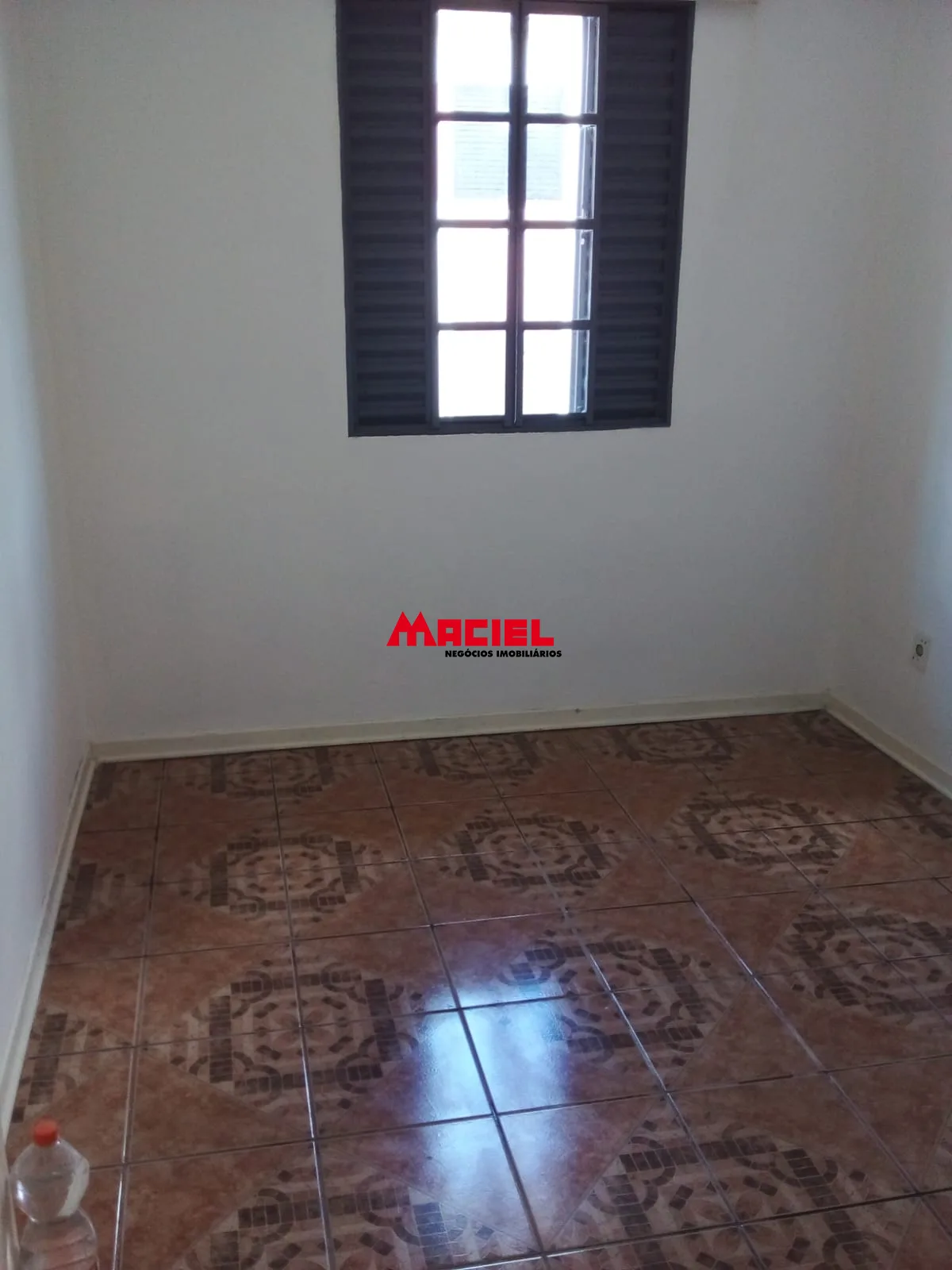 Alugar Apartamento / Padr&atilde;o em S&atilde;o Jos&eacute; dos Campos R$ 1.600,00 - Foto 5