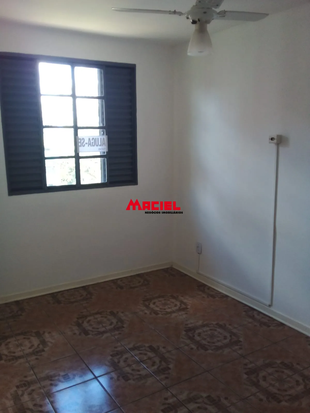 Alugar Apartamento / Padr&atilde;o em S&atilde;o Jos&eacute; dos Campos R$ 1.600,00 - Foto 6