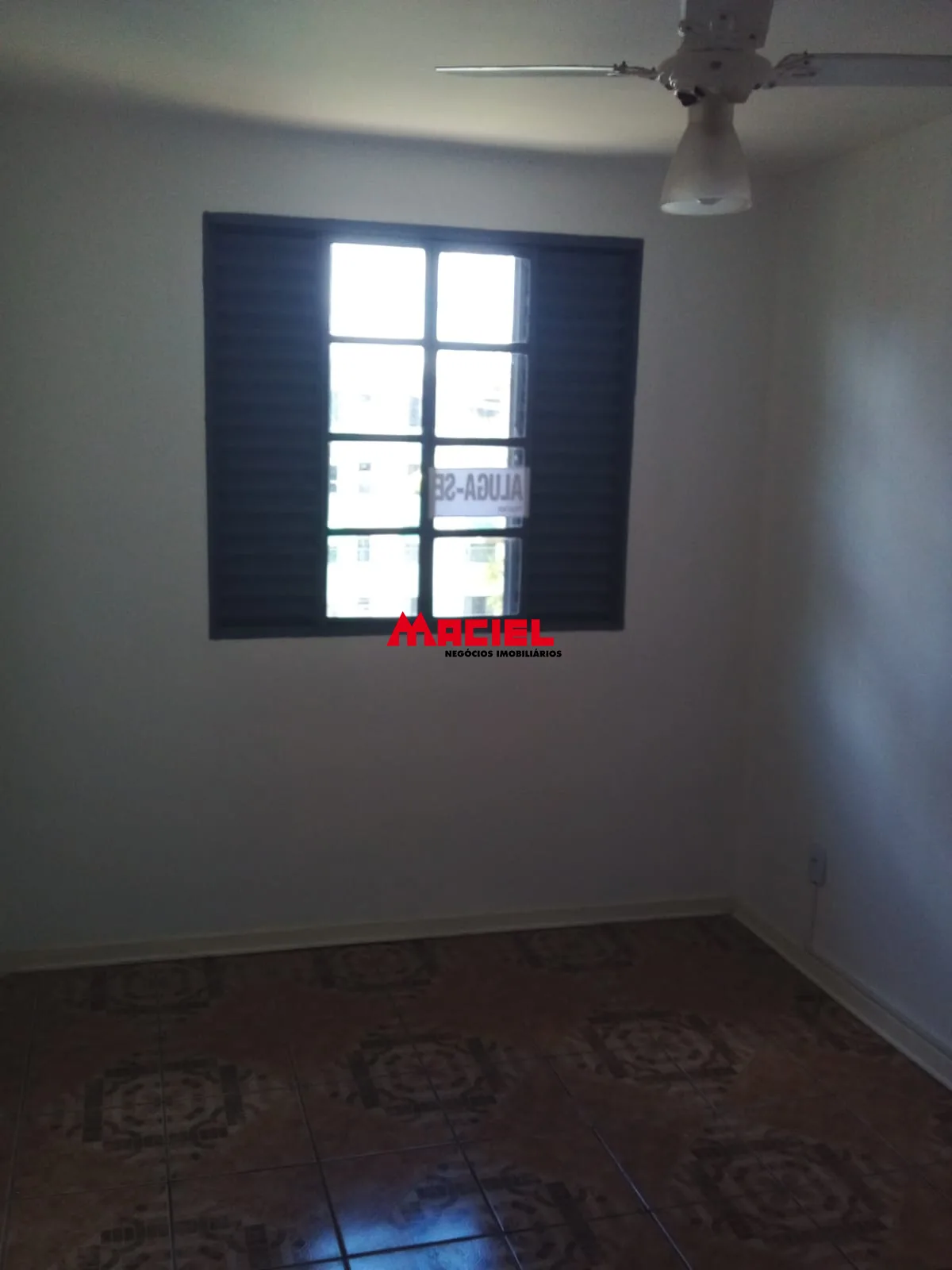 Alugar Apartamento / Padr&atilde;o em S&atilde;o Jos&eacute; dos Campos R$ 1.600,00 - Foto 12