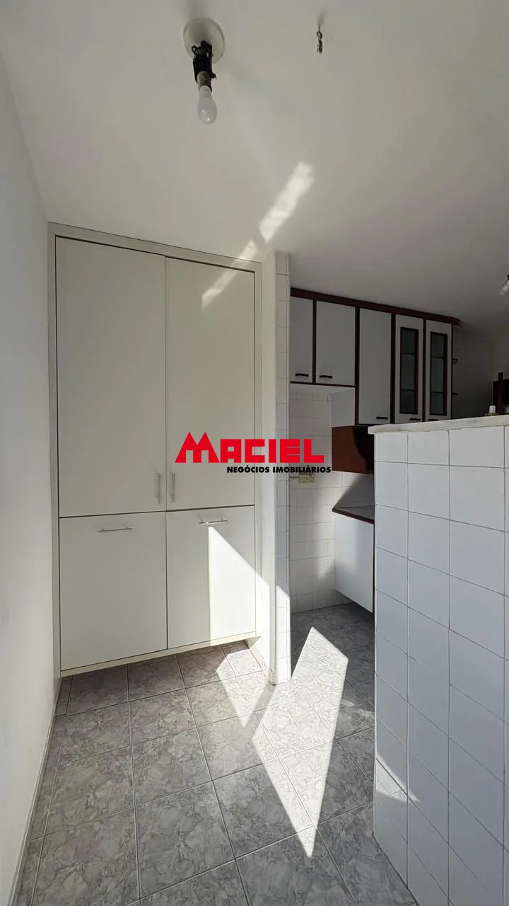 Comprar Apartamento / Padr&atilde;o em S&atilde;o Jos&eacute; dos Campos R$ 355.000,00 - Foto 9
