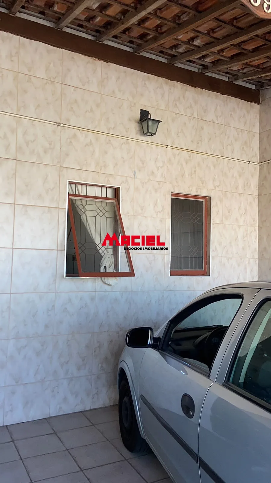 Comprar Casa / Sobrado em S&atilde;o Jos&eacute; dos Campos R$ 413.500,00 - Foto 2