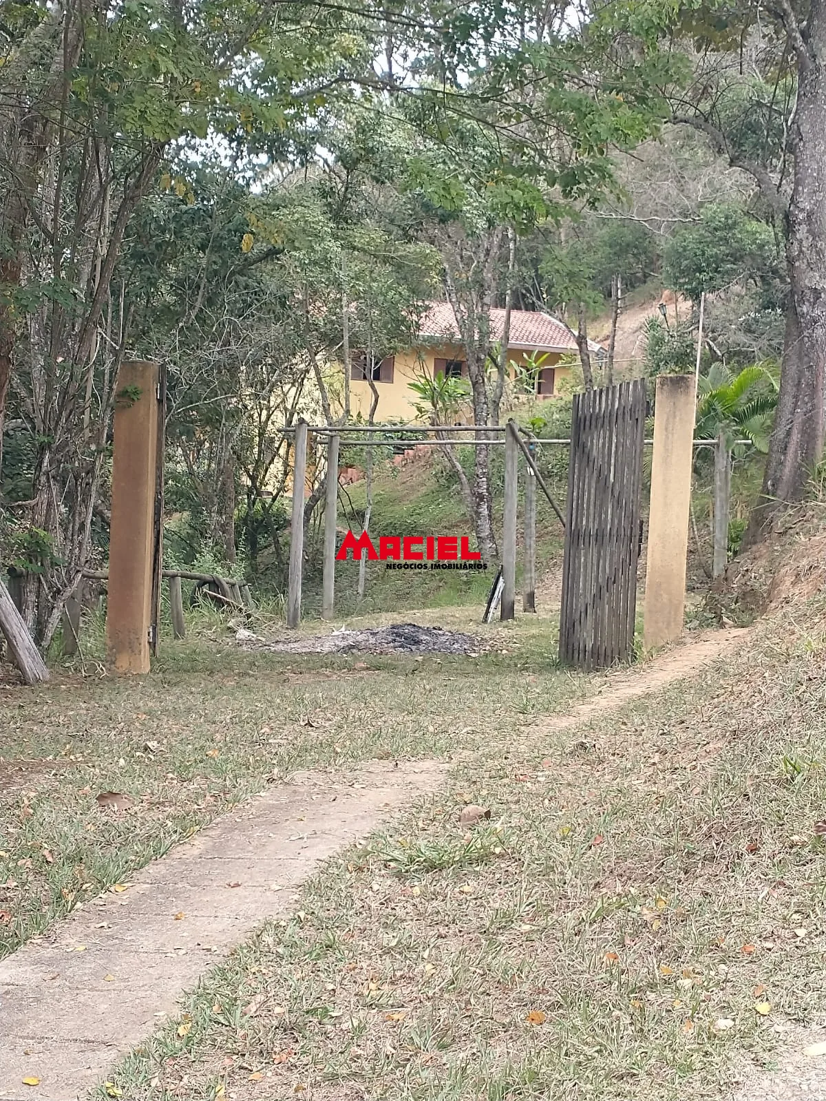 Comprar Casa / Condom&iacute;nio em S&atilde;o Jos&eacute; dos Campos R$ 1.800.000,00 - Foto 4