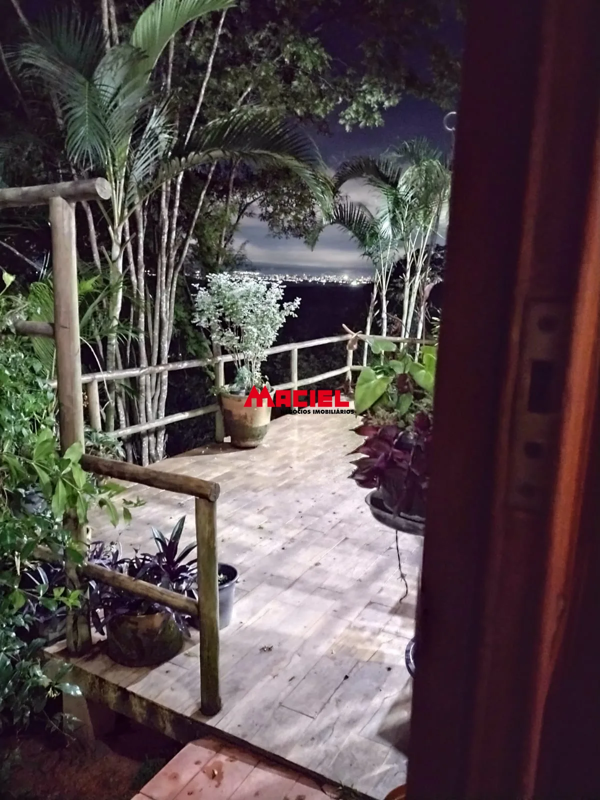 Comprar Casa / Condom&iacute;nio em S&atilde;o Jos&eacute; dos Campos R$ 1.800.000,00 - Foto 74