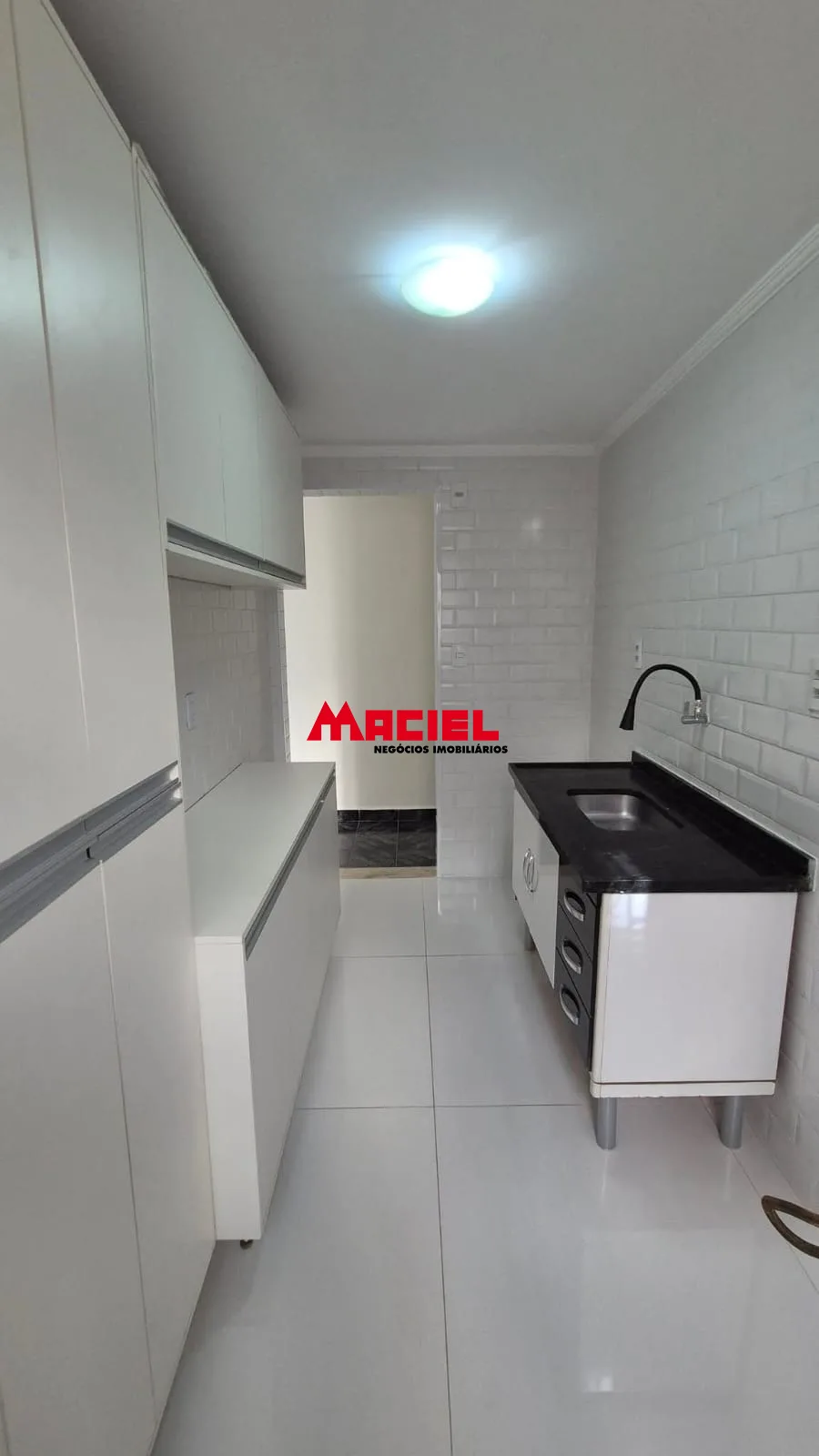 Comprar Apartamento / Padr&atilde;o em S&atilde;o Jos&eacute; dos Campos R$ 299.000,00 - Foto 2