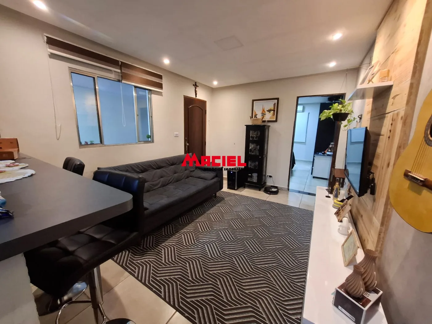 Comprar Casa / Padr&atilde;o em S&atilde;o Jos&eacute; dos Campos R$ 400.000,00 - Foto 3