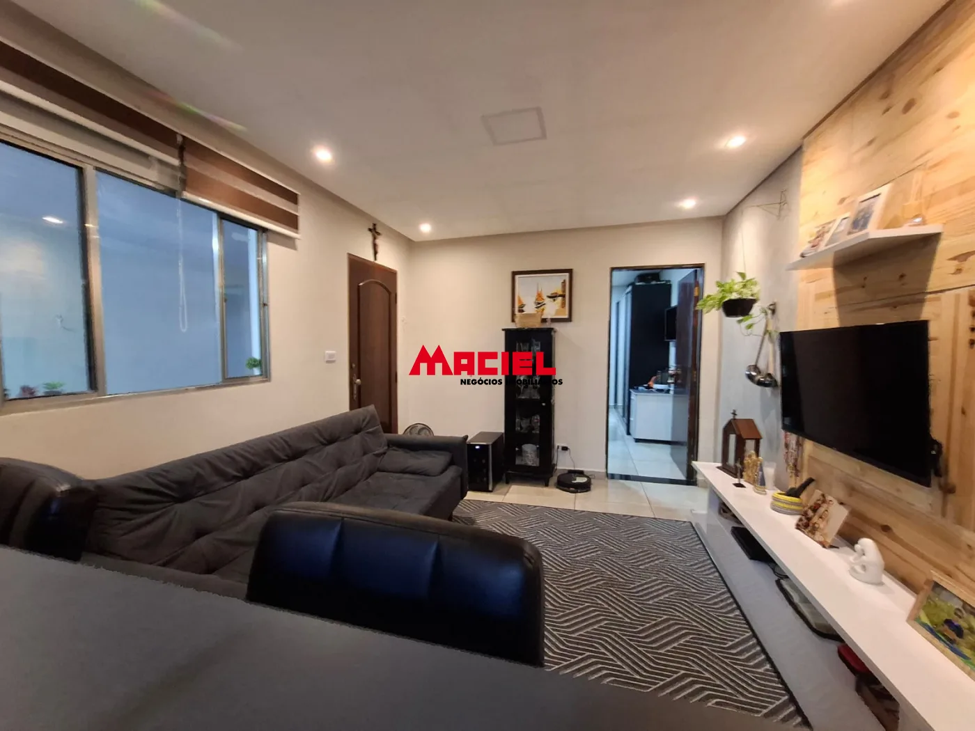 Comprar Casa / Padr&atilde;o em S&atilde;o Jos&eacute; dos Campos R$ 400.000,00 - Foto 4