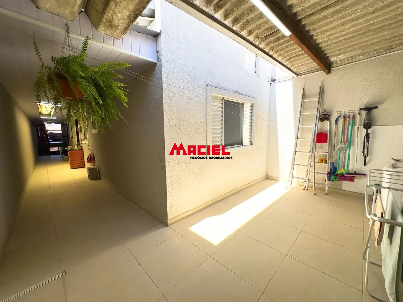 Comprar Casa / Padr&atilde;o em S&atilde;o Jos&eacute; dos Campos R$ 400.000,00 - Foto 17