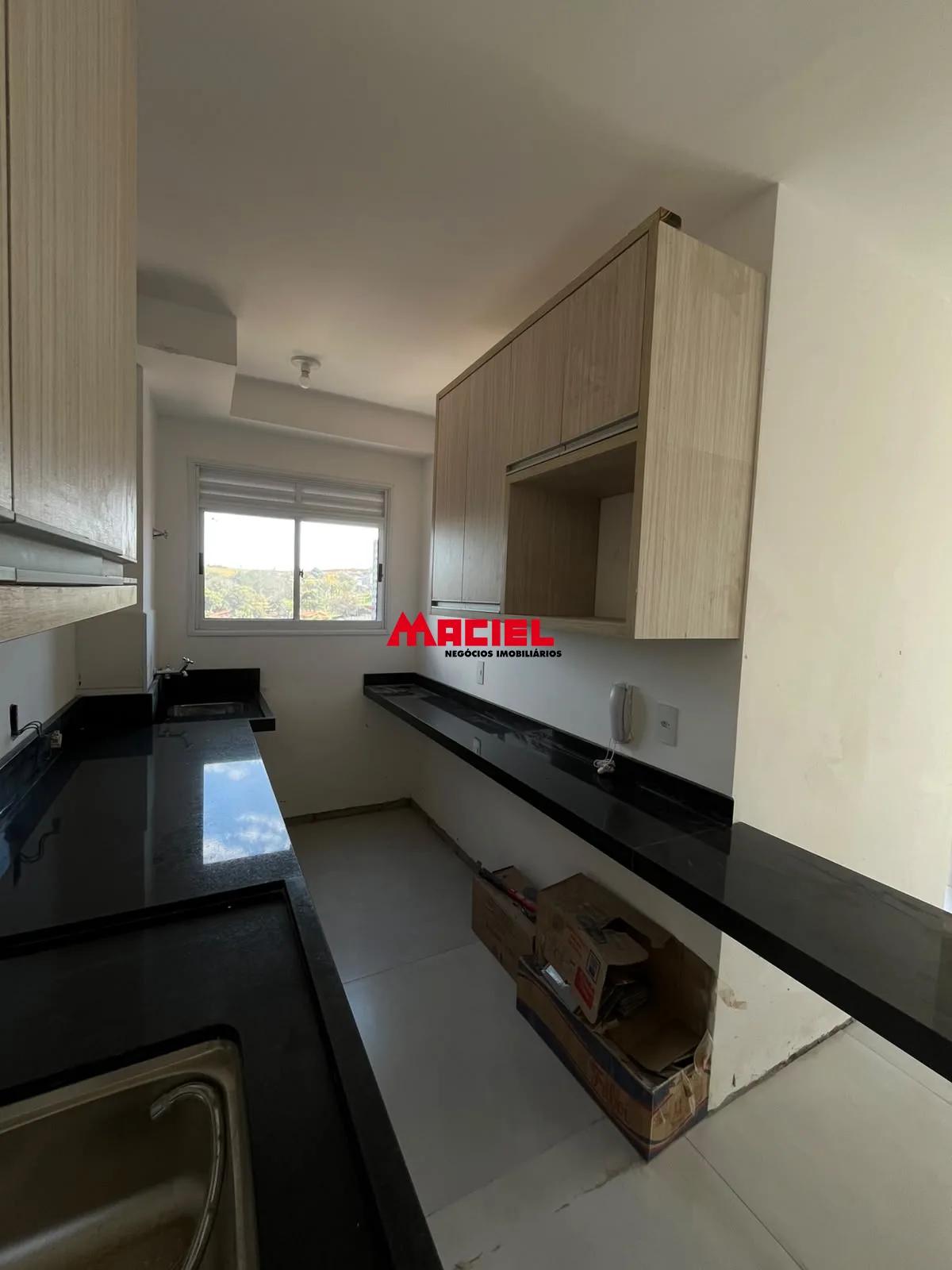 Alugar Apartamento / Padr&atilde;o em S&atilde;o Jos&eacute; dos Campos R$ 1.700,00 - Foto 4