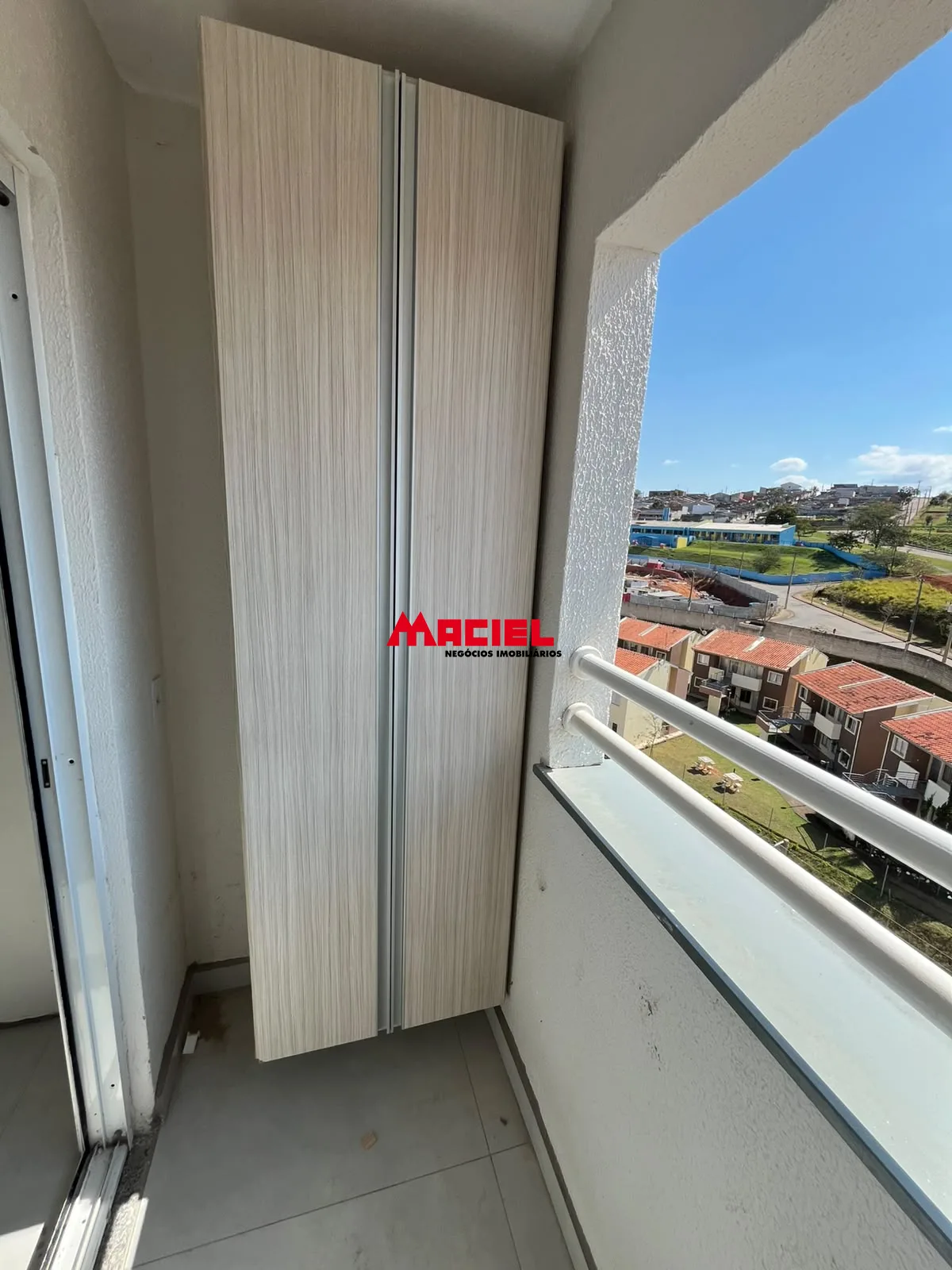 Alugar Apartamento / Padr&atilde;o em S&atilde;o Jos&eacute; dos Campos R$ 1.700,00 - Foto 8