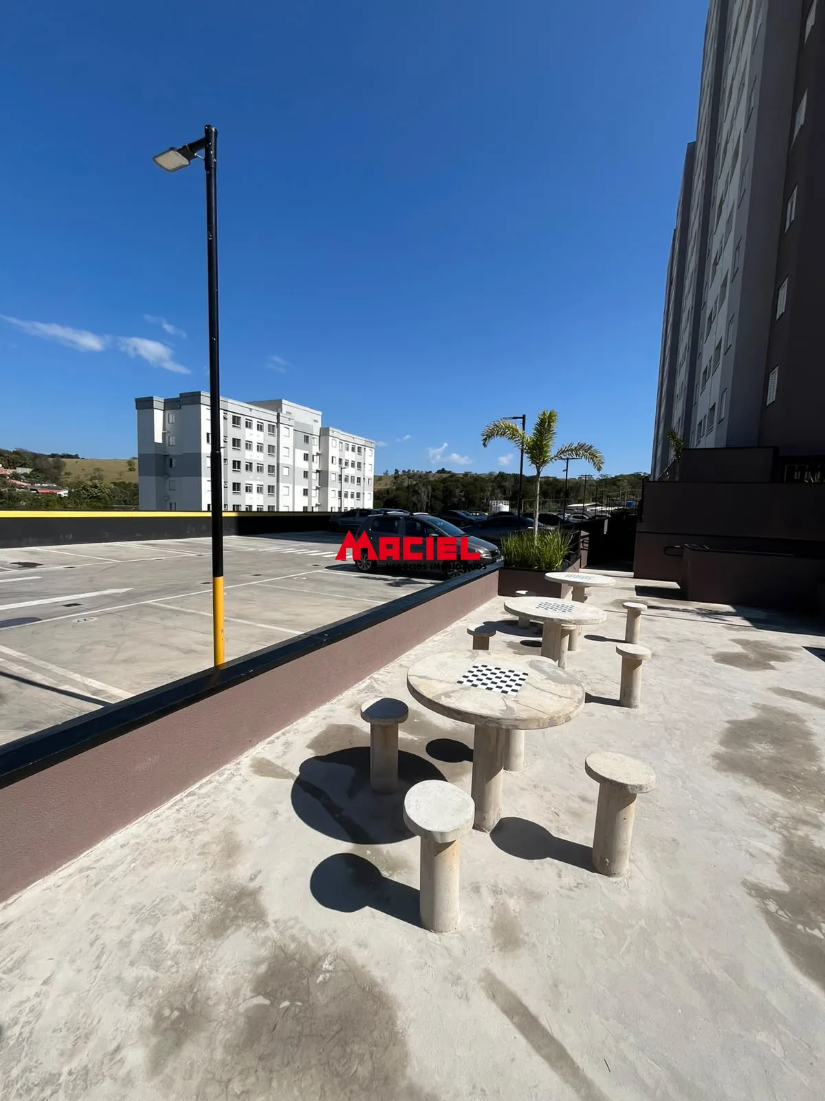 Alugar Apartamento / Padr&atilde;o em S&atilde;o Jos&eacute; dos Campos R$ 1.700,00 - Foto 21