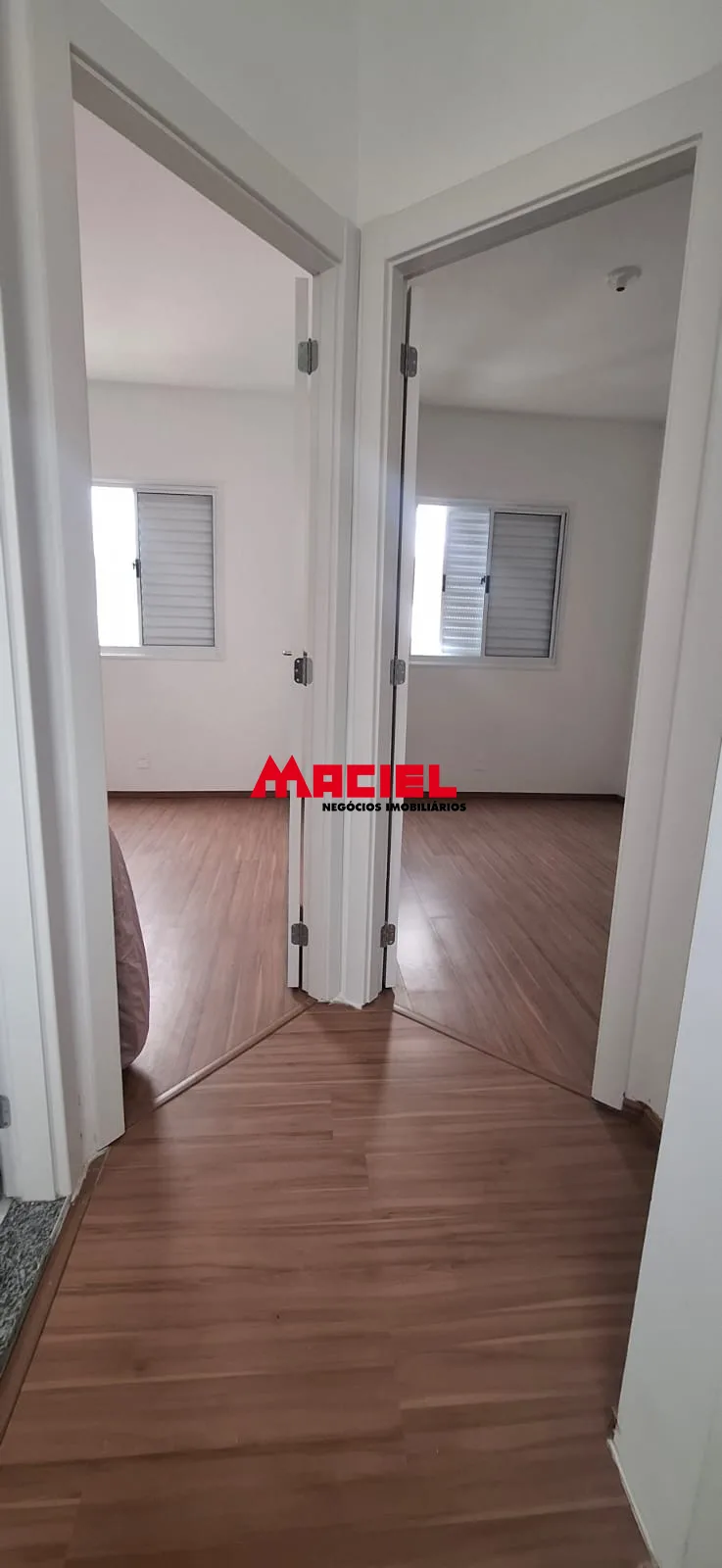 Alugar Casa / Condom&iacute;nio em S&atilde;o Jos&eacute; dos Campos R$ 1.800,00 - Foto 10