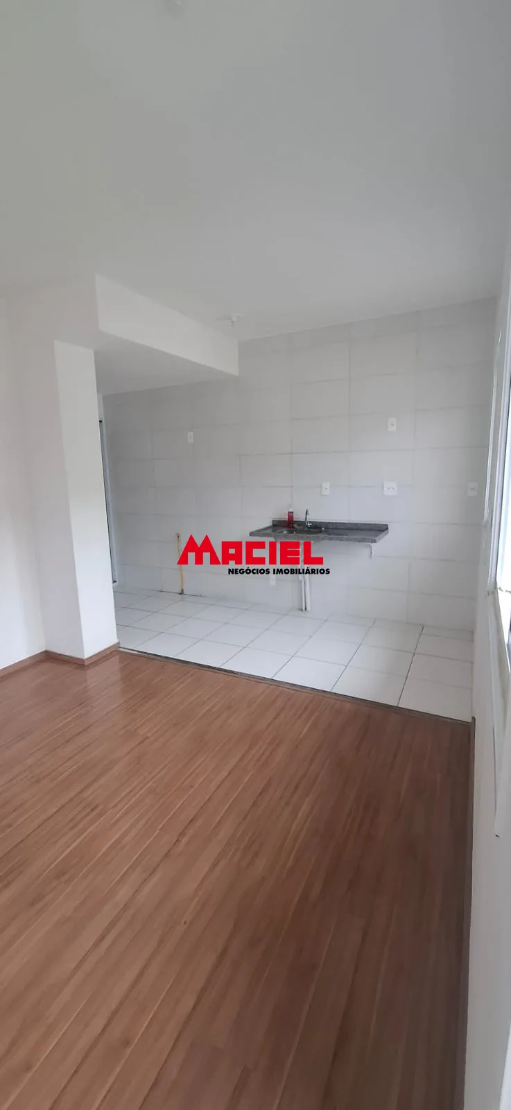Alugar Casa / Condom&iacute;nio em S&atilde;o Jos&eacute; dos Campos R$ 1.800,00 - Foto 20