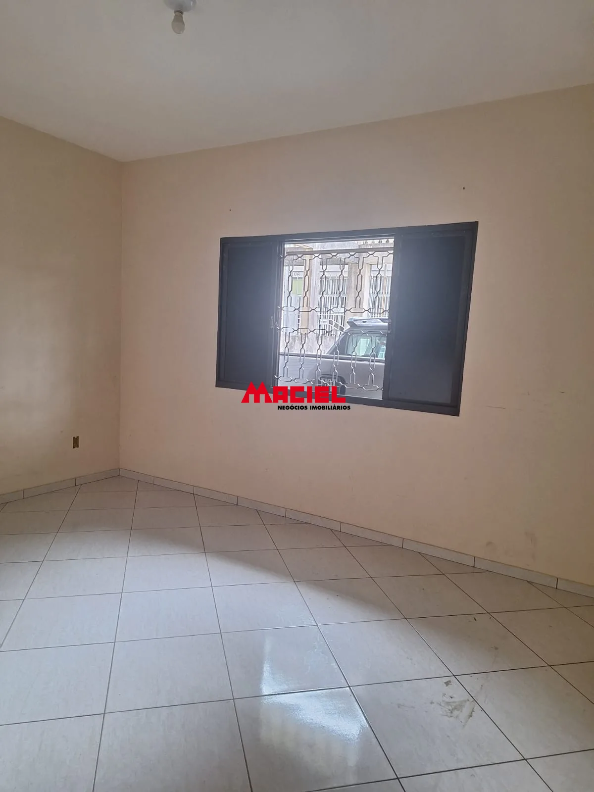 Alugar Casa / Padr&atilde;o em S&atilde;o Jos&eacute; dos Campos R$ 2.200,00 - Foto 6