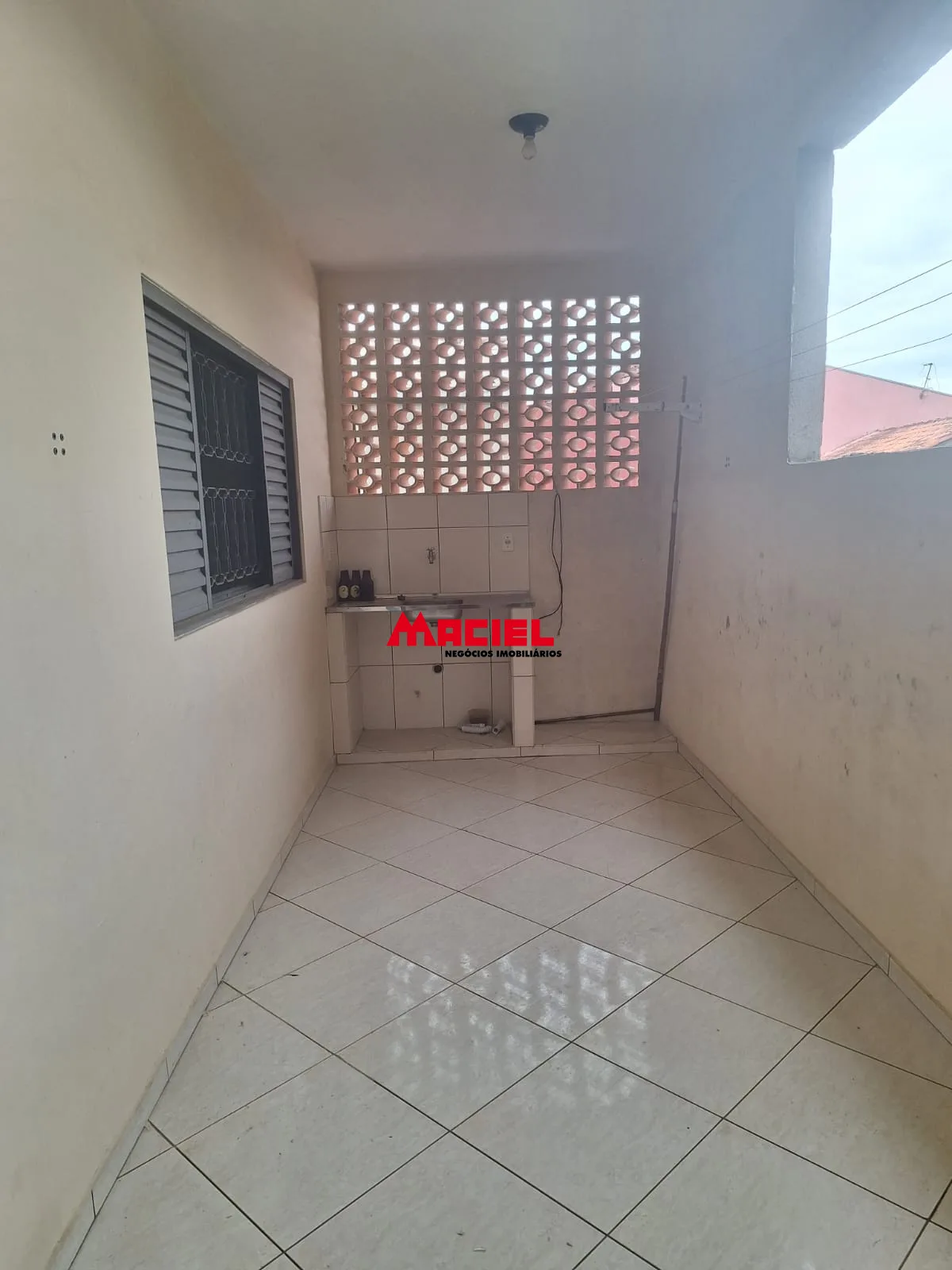 Alugar Casa / Padr&atilde;o em S&atilde;o Jos&eacute; dos Campos R$ 2.200,00 - Foto 12