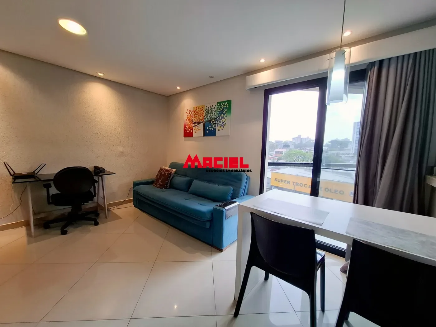 Alugar Apartamento / Mobiliado em S&atilde;o Jos&eacute; dos Campos R$ 3.700,00 - Foto 4