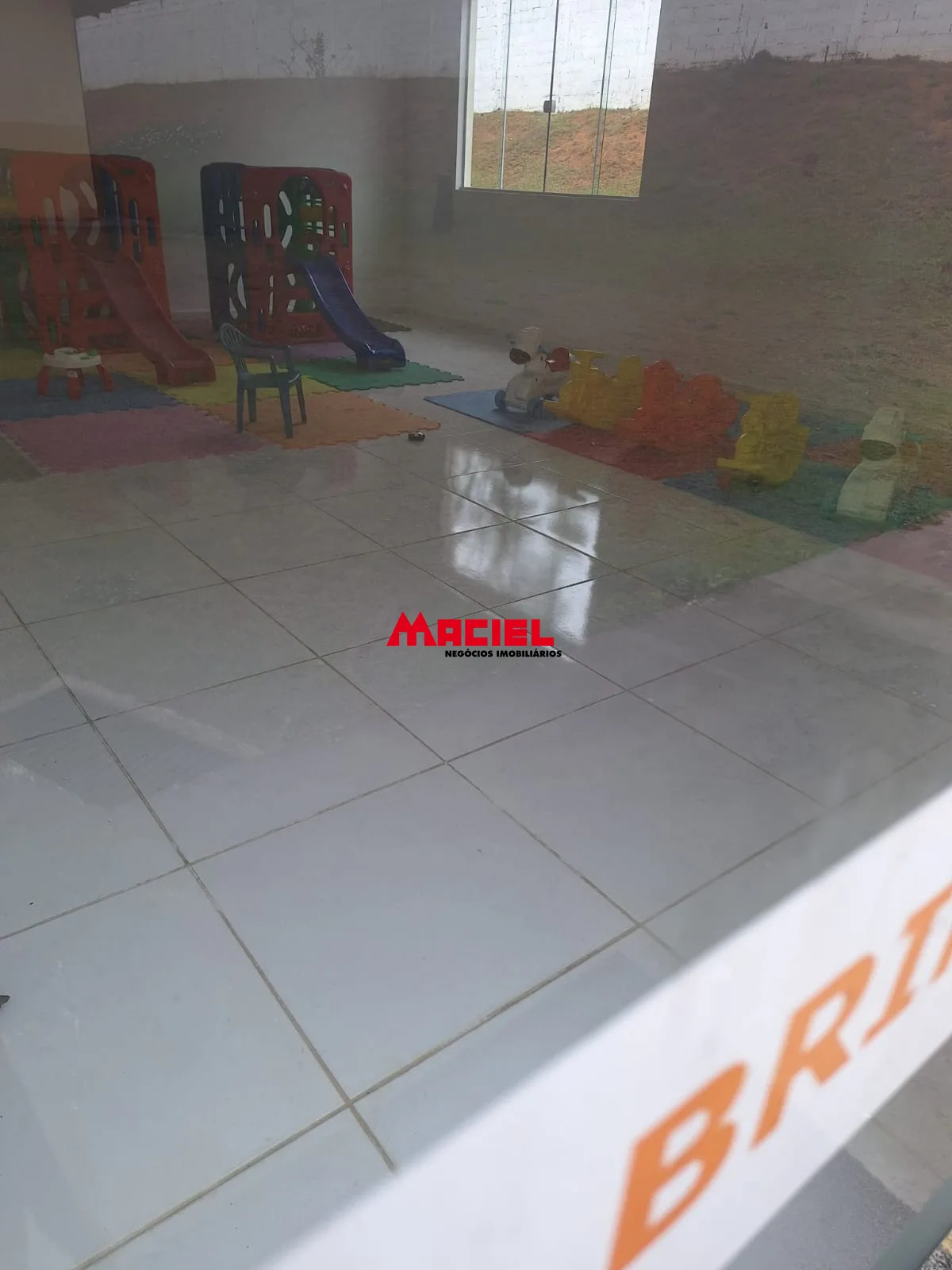 Alugar Apartamento / Padr&atilde;o em S&atilde;o Jos&eacute; dos Campos R$ 1.300,00 - Foto 3