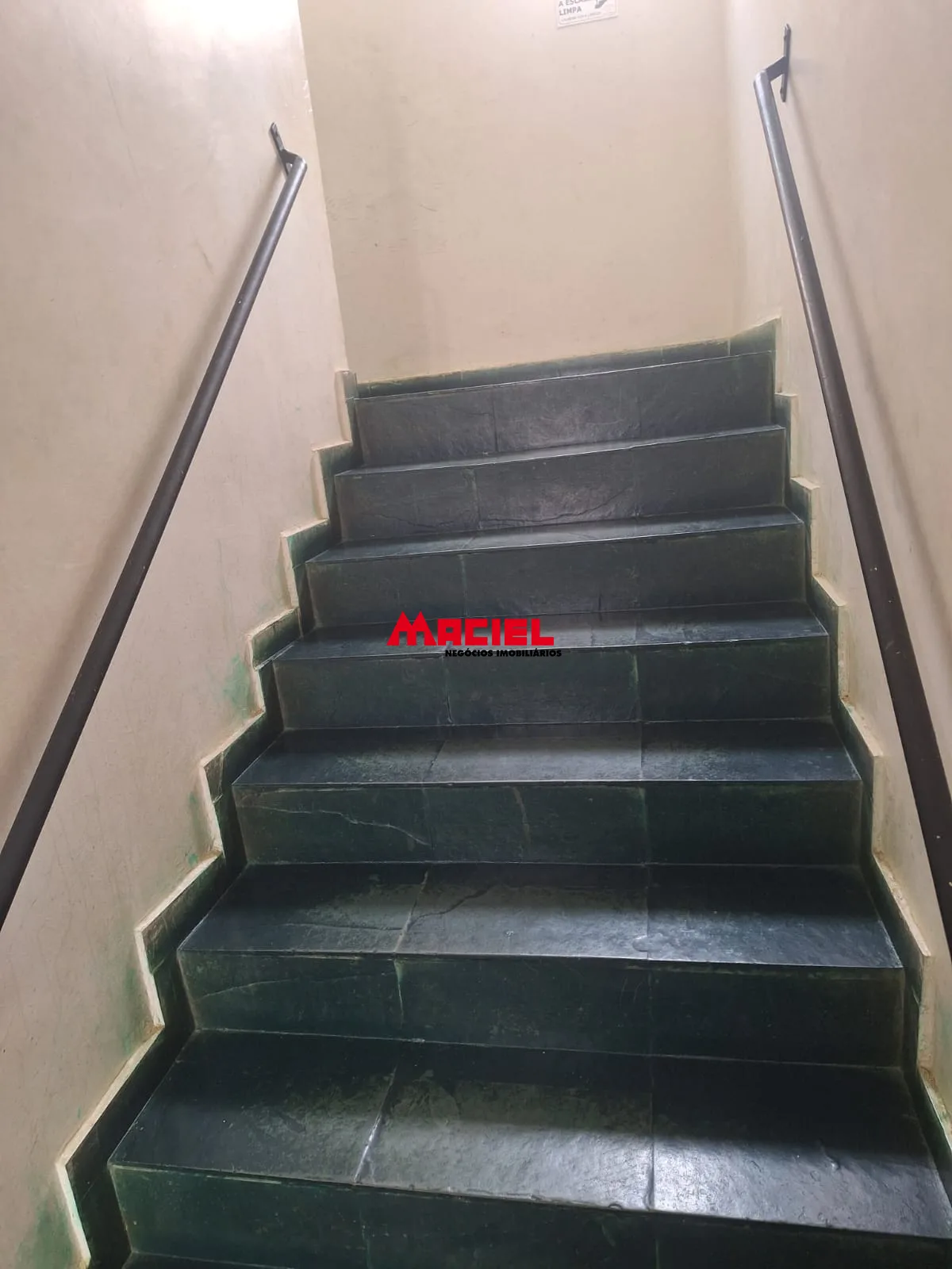 Alugar Apartamento / Padr&atilde;o em S&atilde;o Jos&eacute; dos Campos R$ 1.300,00 - Foto 8