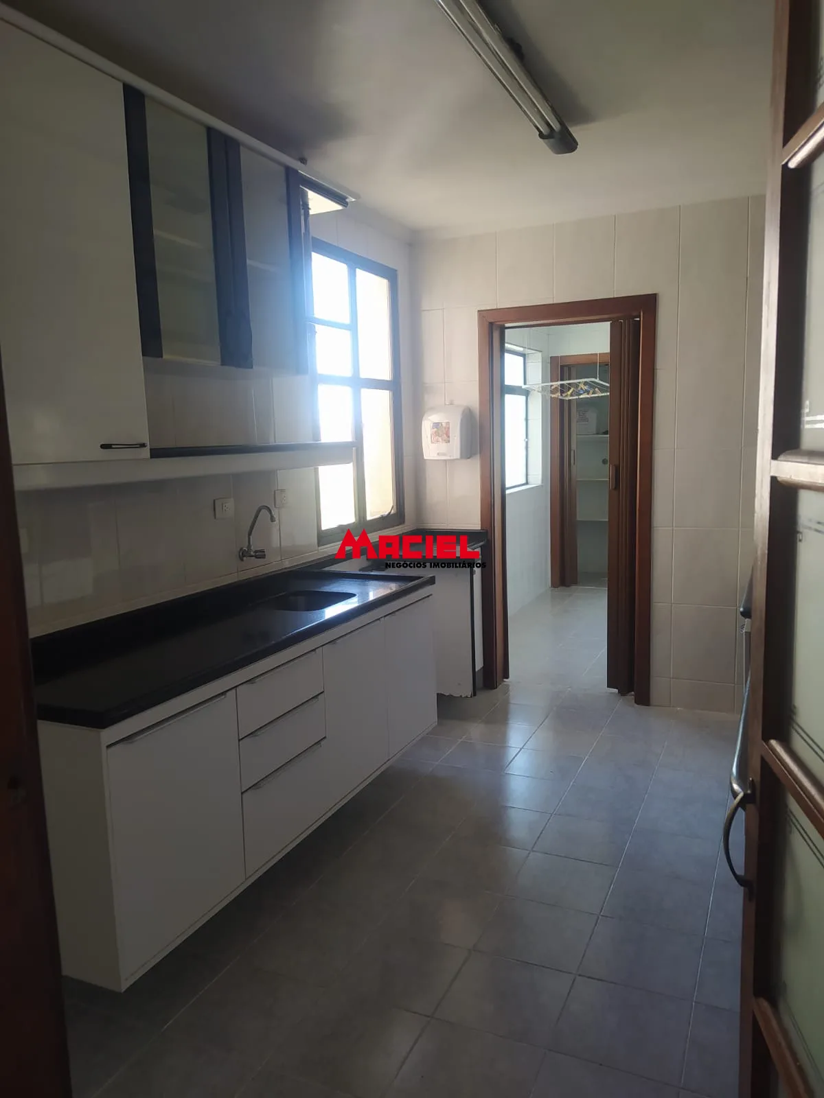 Alugar Apartamento / Cobertura em S&atilde;o Jos&eacute; dos Campos R$ 4.300,00 - Foto 4