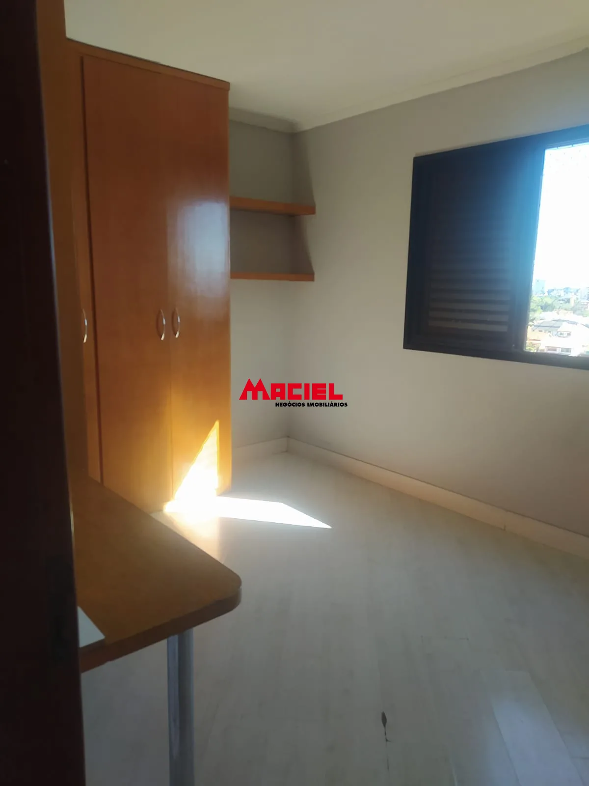 Alugar Apartamento / Cobertura em S&atilde;o Jos&eacute; dos Campos R$ 4.300,00 - Foto 14