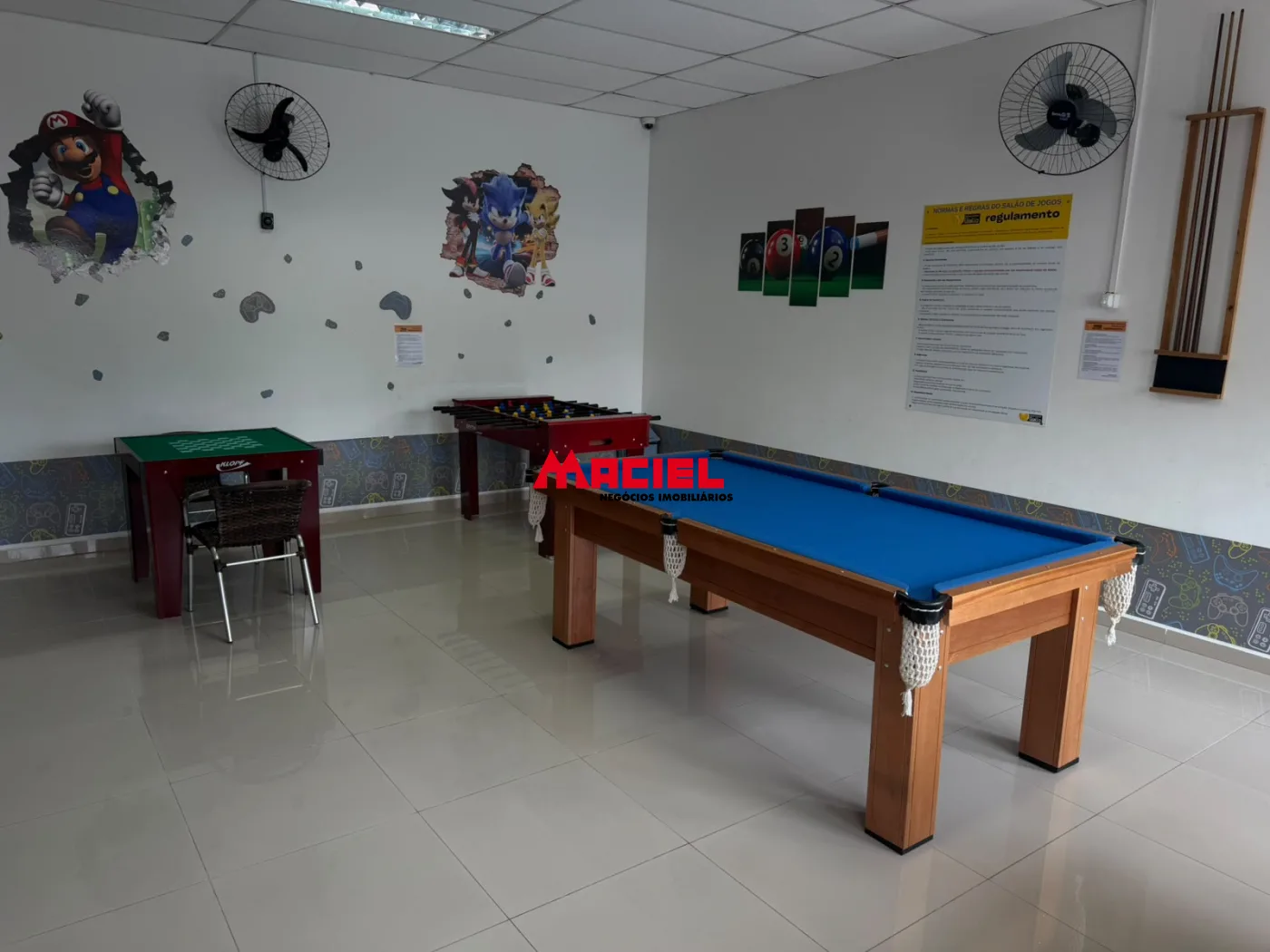 Alugar Apartamento / Padr&atilde;o em S&atilde;o Jos&eacute; dos Campos R$ 2.000,00 - Foto 2