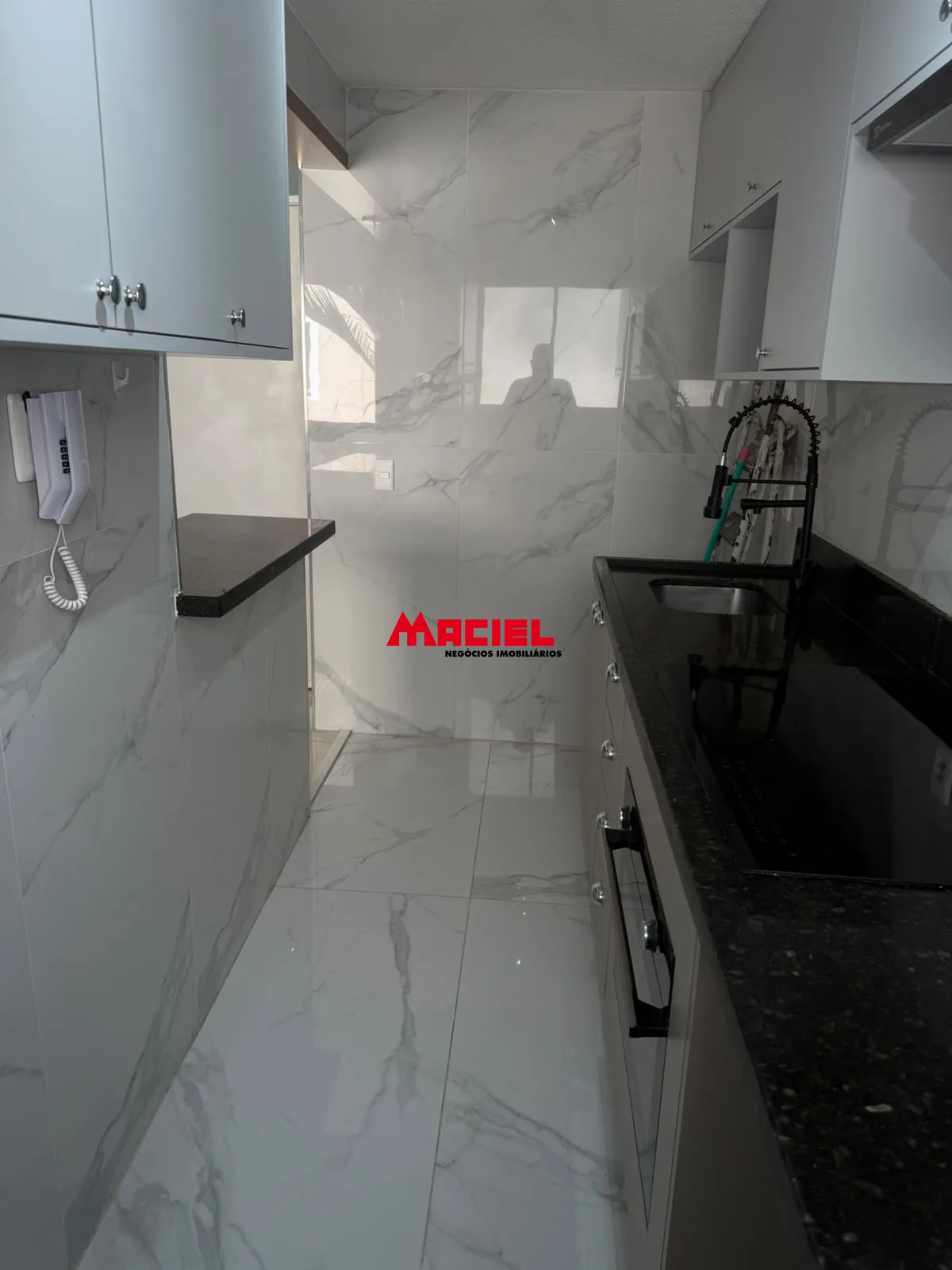 Alugar Apartamento / Padr&atilde;o em S&atilde;o Jos&eacute; dos Campos R$ 2.000,00 - Foto 24