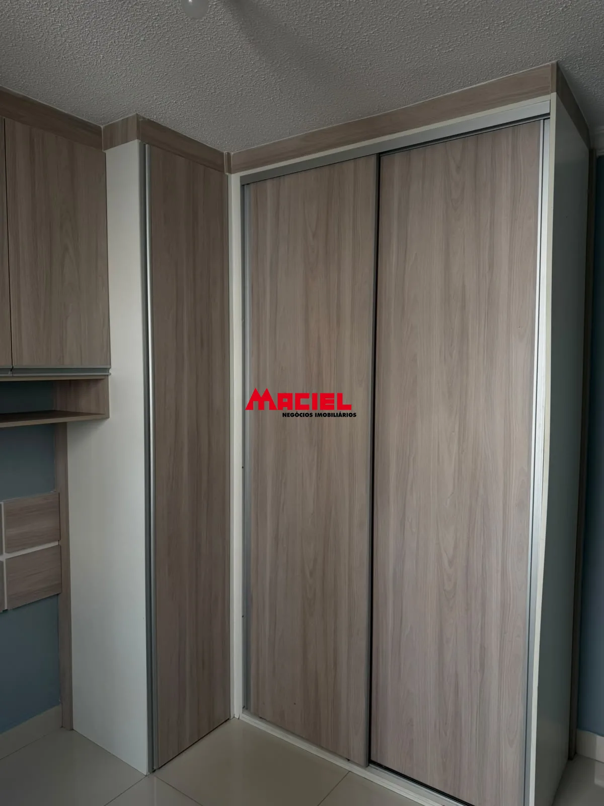 Alugar Apartamento / Padr&atilde;o em S&atilde;o Jos&eacute; dos Campos R$ 2.000,00 - Foto 27