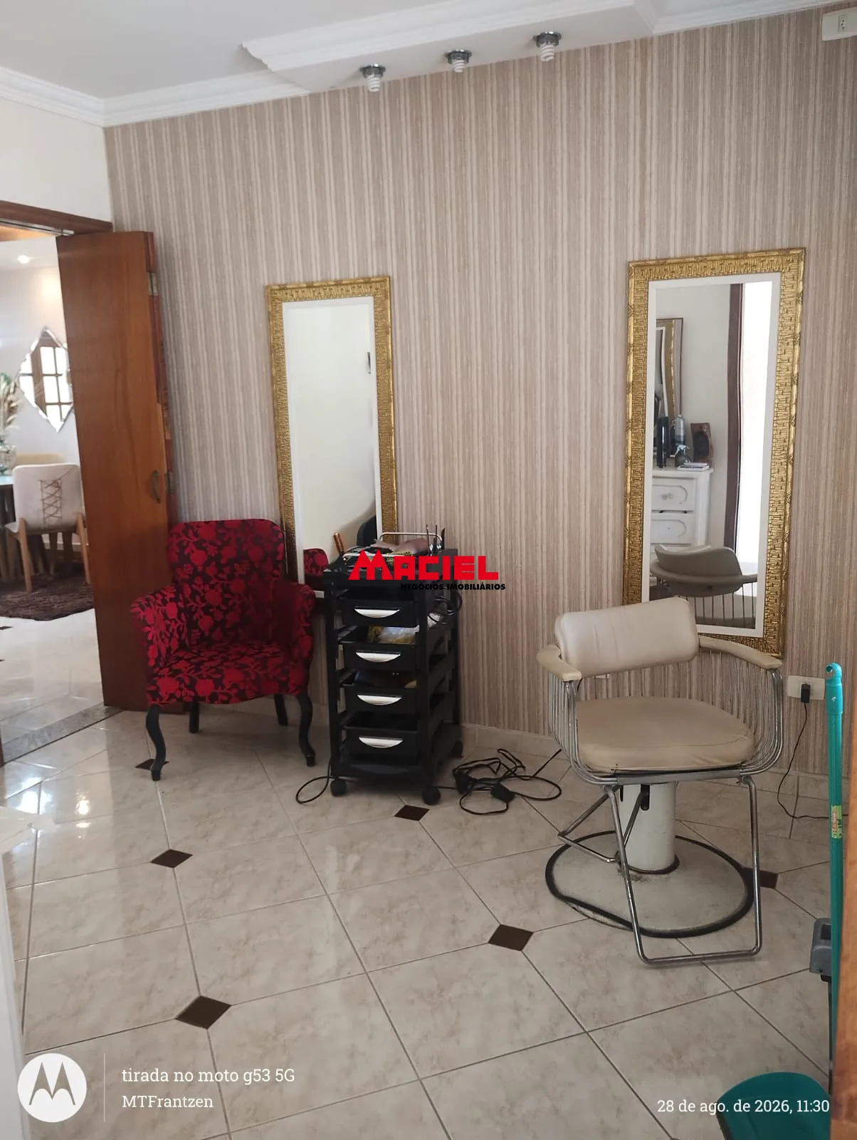 Comprar Casa / Condom&iacute;nio em S&atilde;o Jos&eacute; dos Campos R$ 1.250.000,00 - Foto 5