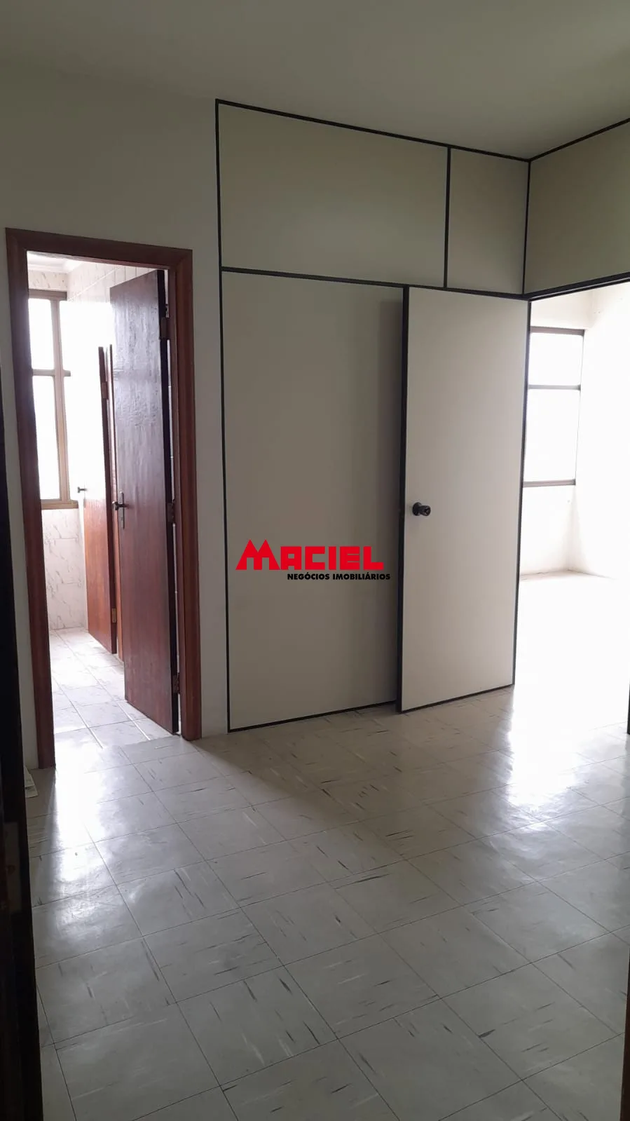 Comprar Comercial / Sala em Jacare&iacute; R$ 130.000,00 - Foto 8