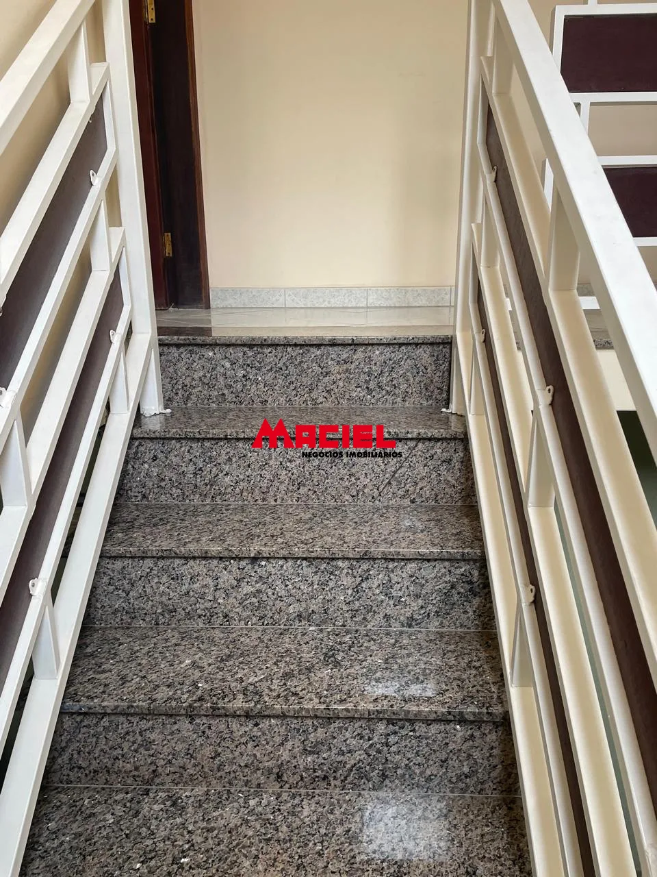 Comprar Casa / Sobrado em S&atilde;o Jos&eacute; dos Campos R$ 700.000,00 - Foto 7