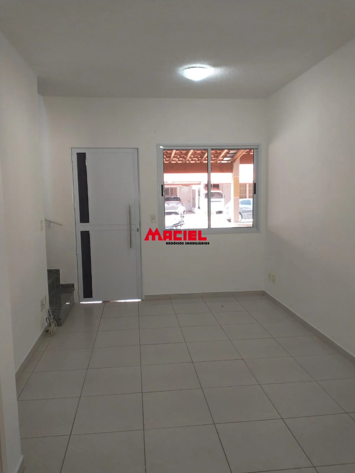 Alugar Casa / Condom&iacute;nio em S&atilde;o Jos&eacute; dos Campos R$ 2.300,00 - Foto 5