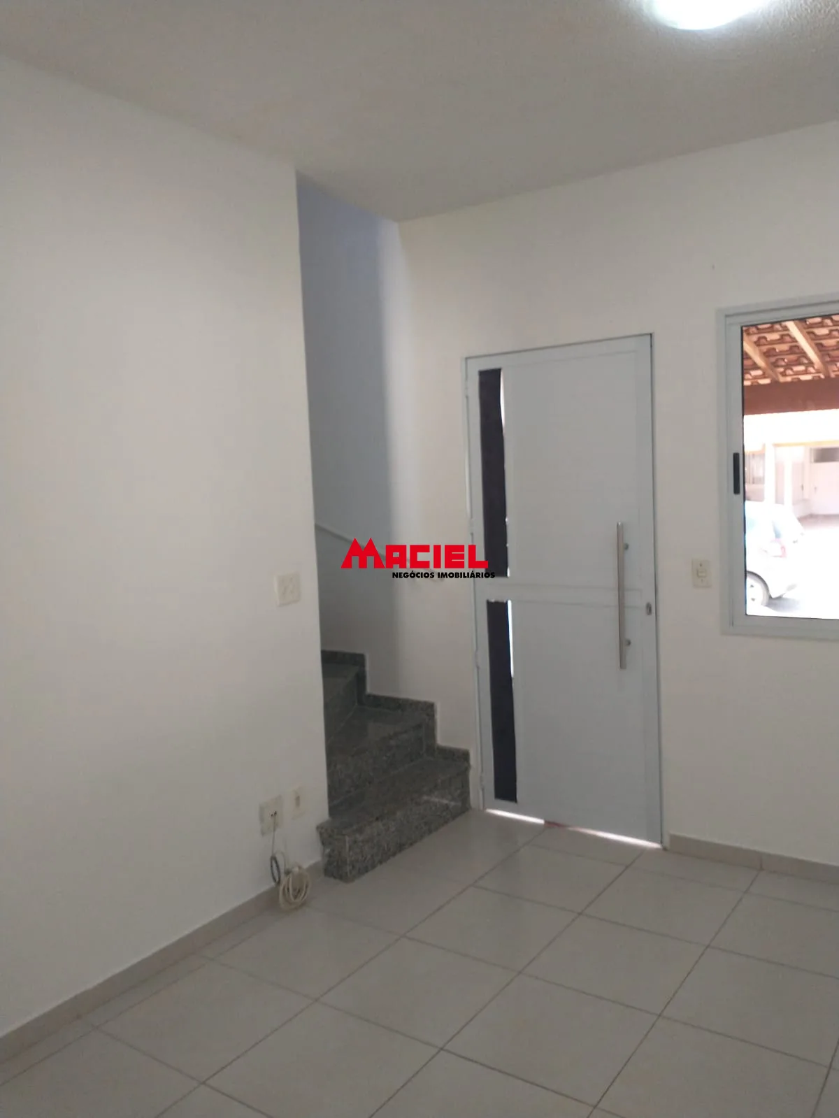 Alugar Casa / Condom&iacute;nio em S&atilde;o Jos&eacute; dos Campos R$ 2.300,00 - Foto 6