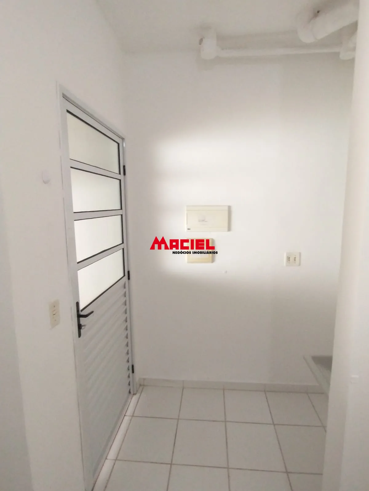 Alugar Casa / Condom&iacute;nio em S&atilde;o Jos&eacute; dos Campos R$ 2.300,00 - Foto 19