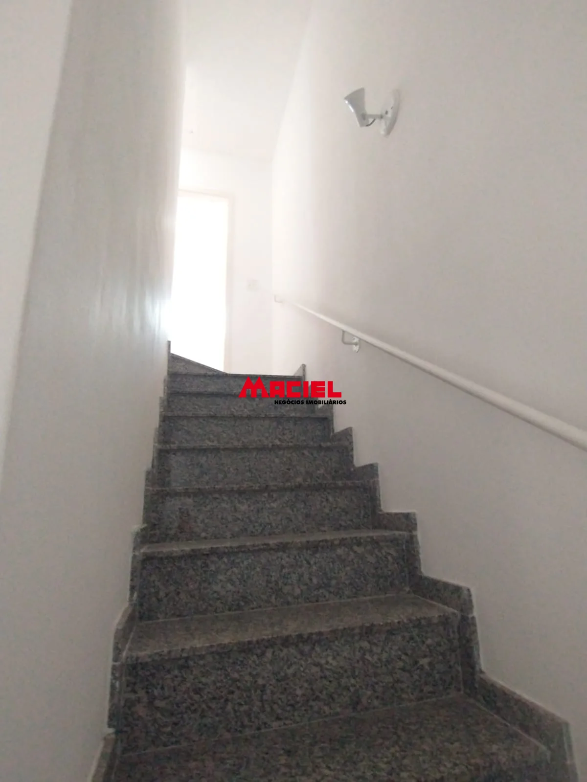 Alugar Casa / Condom&iacute;nio em S&atilde;o Jos&eacute; dos Campos R$ 2.300,00 - Foto 30