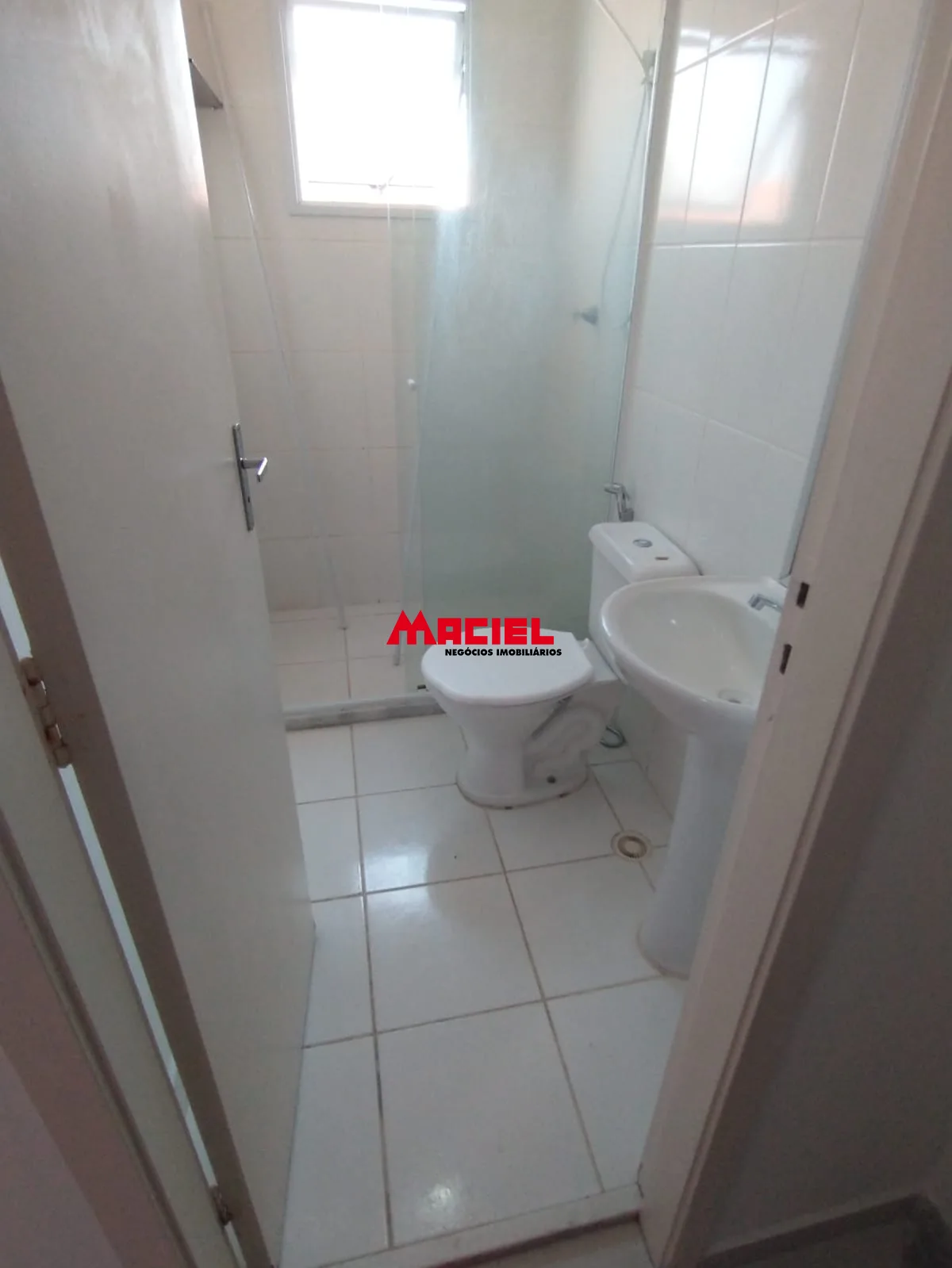 Alugar Casa / Condom&iacute;nio em S&atilde;o Jos&eacute; dos Campos R$ 2.300,00 - Foto 39